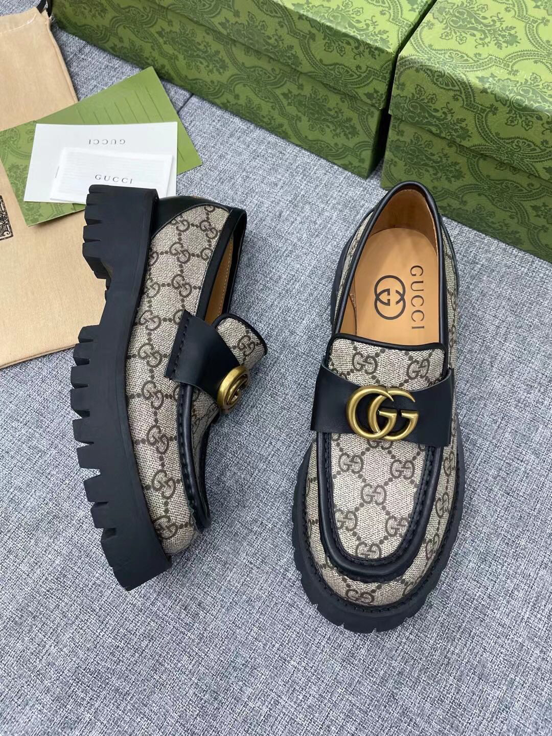 Gucci women's leather shoes-83