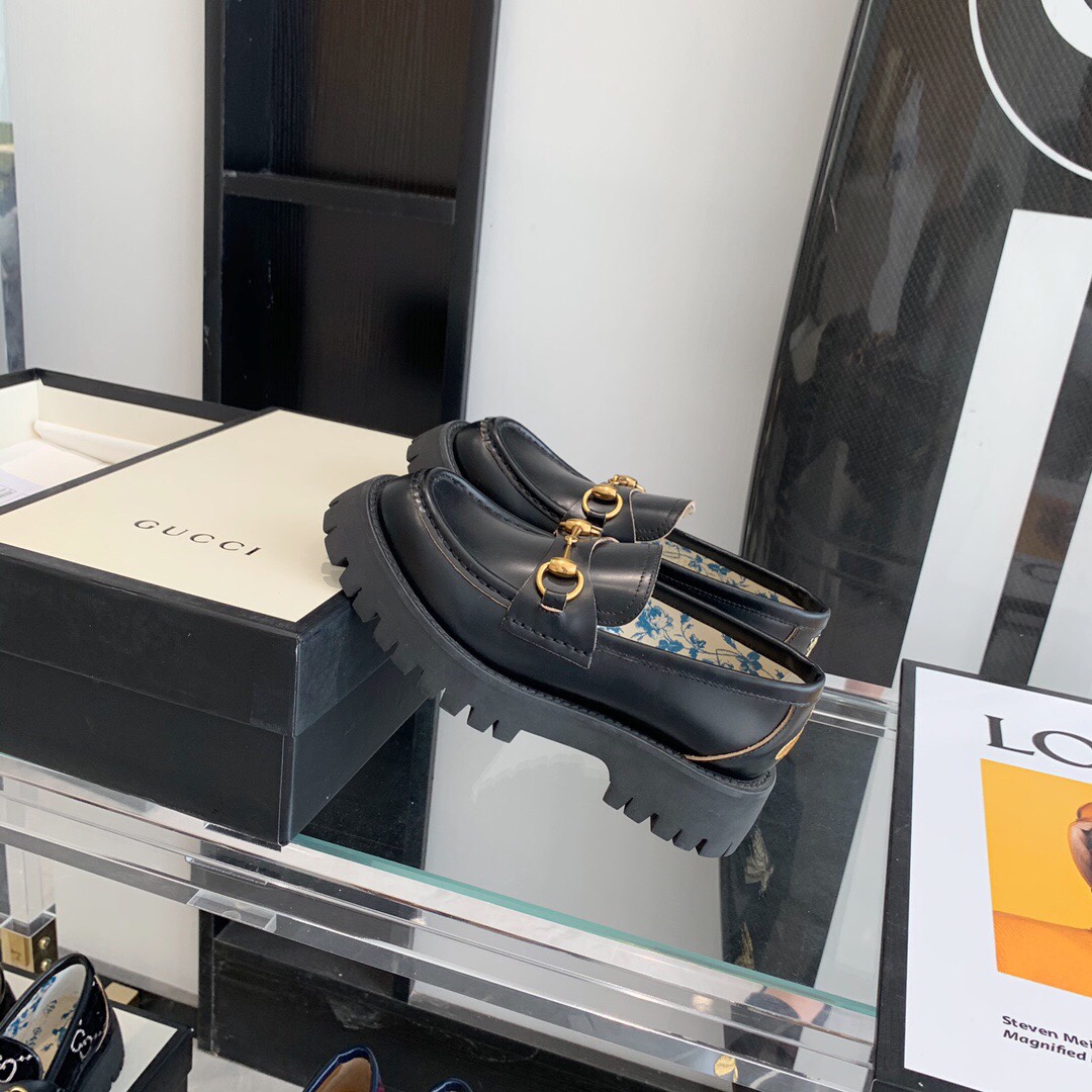 Gucci women's leather shoes-73