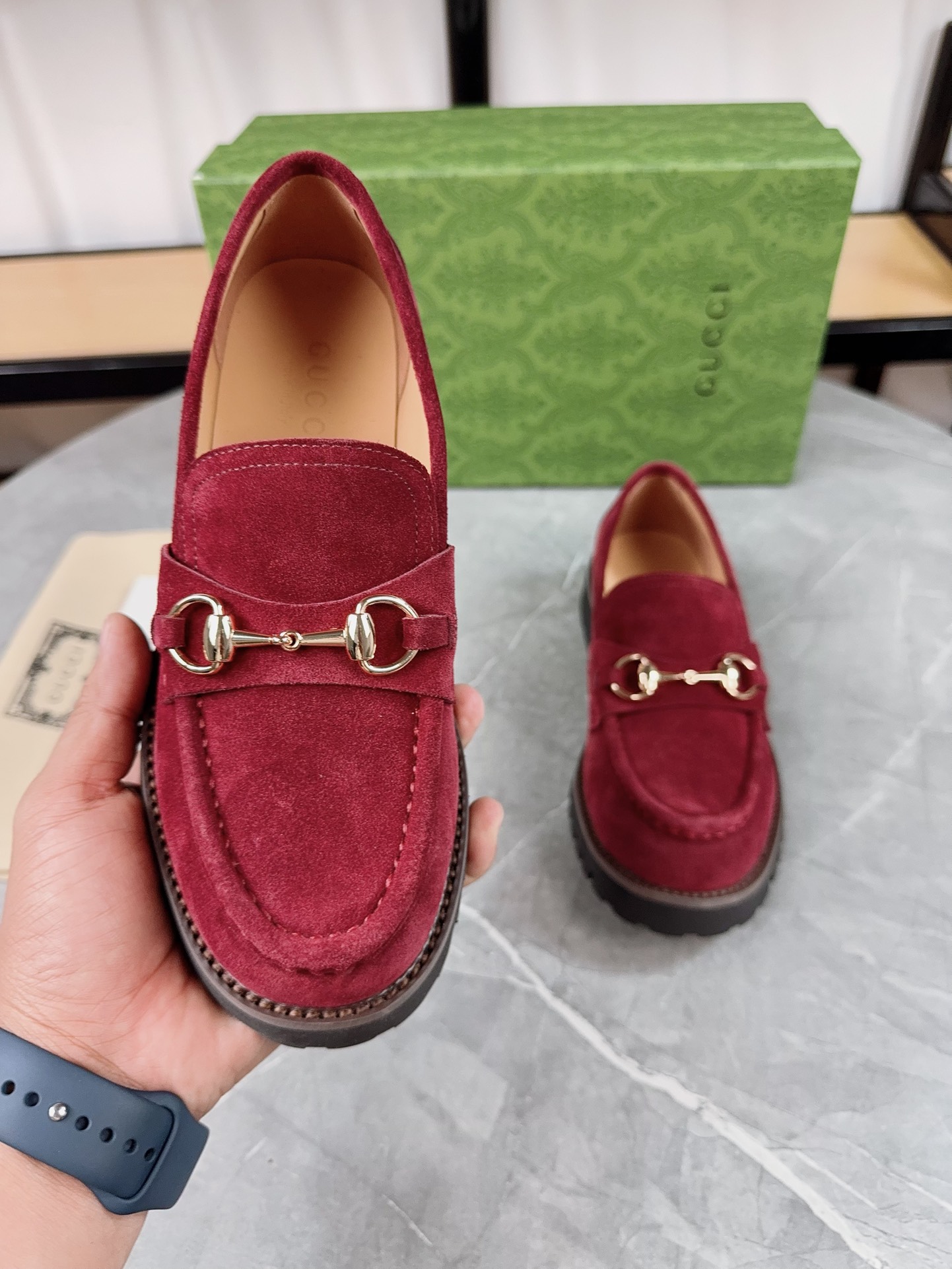 Gucci women's leather shoes-111