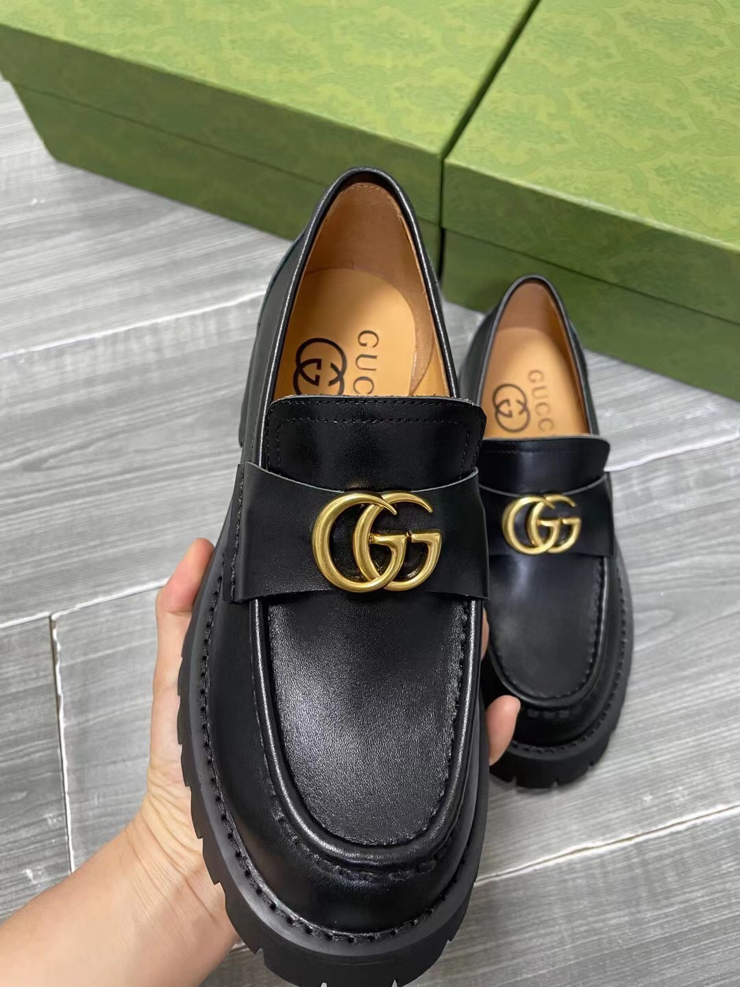 Gucci women's leather shoes-85