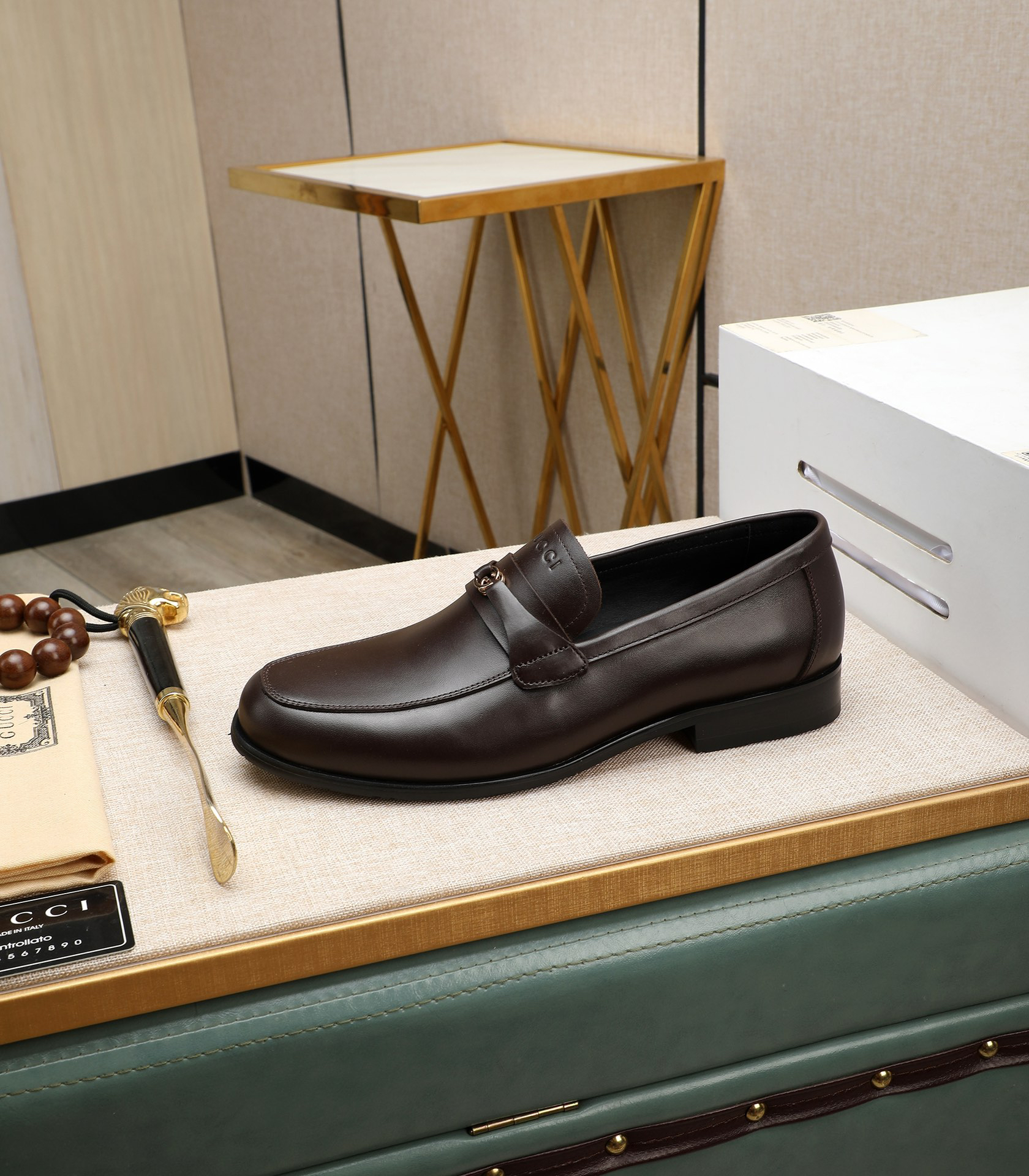 Gucci men's leather shoes-8