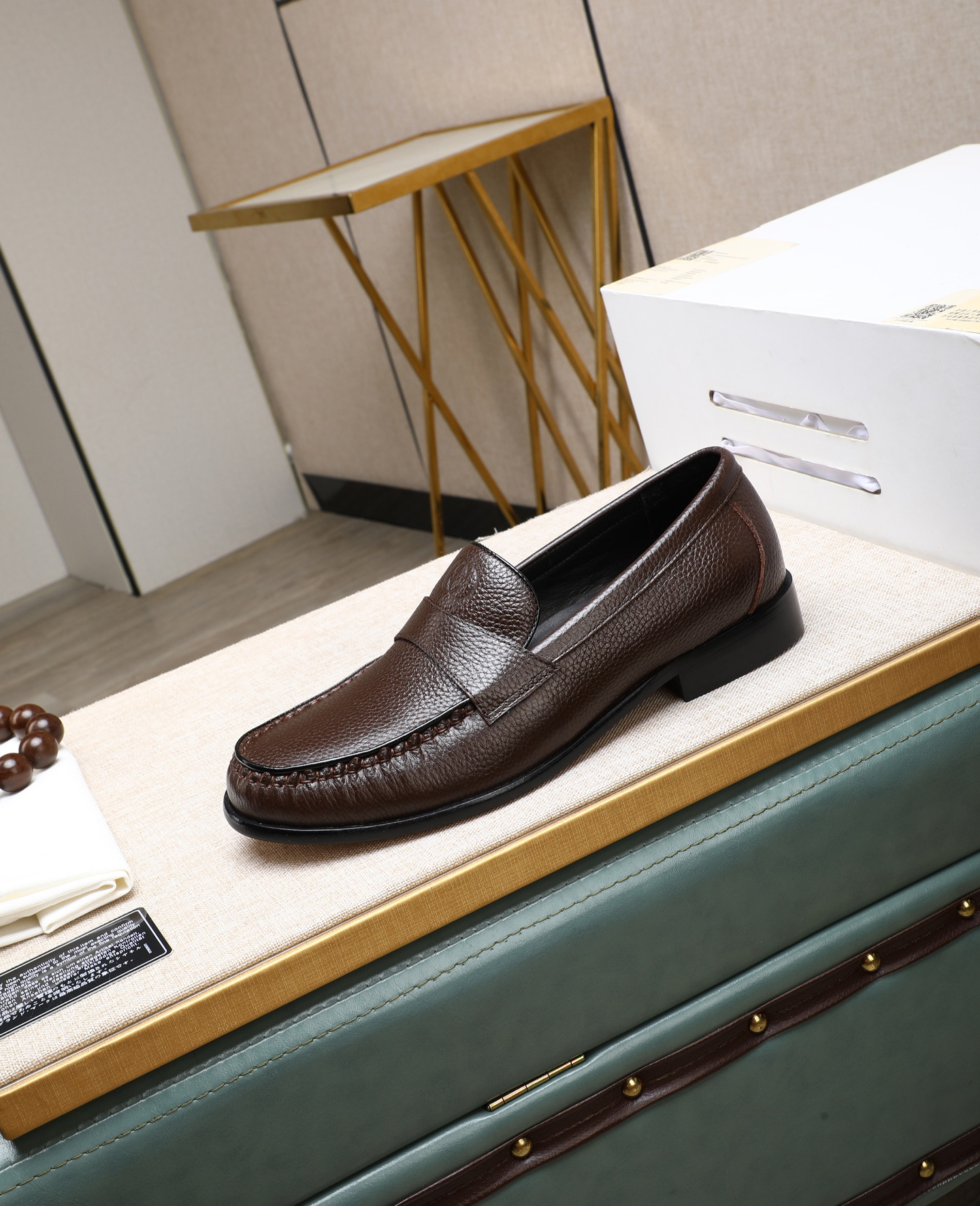 Gucci men's leather shoes-104