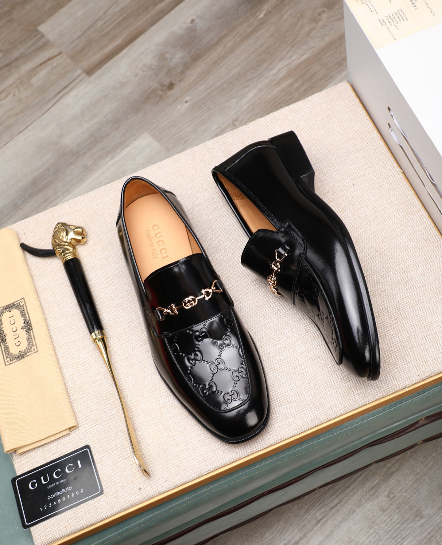 Gucci men's leather shoes-17