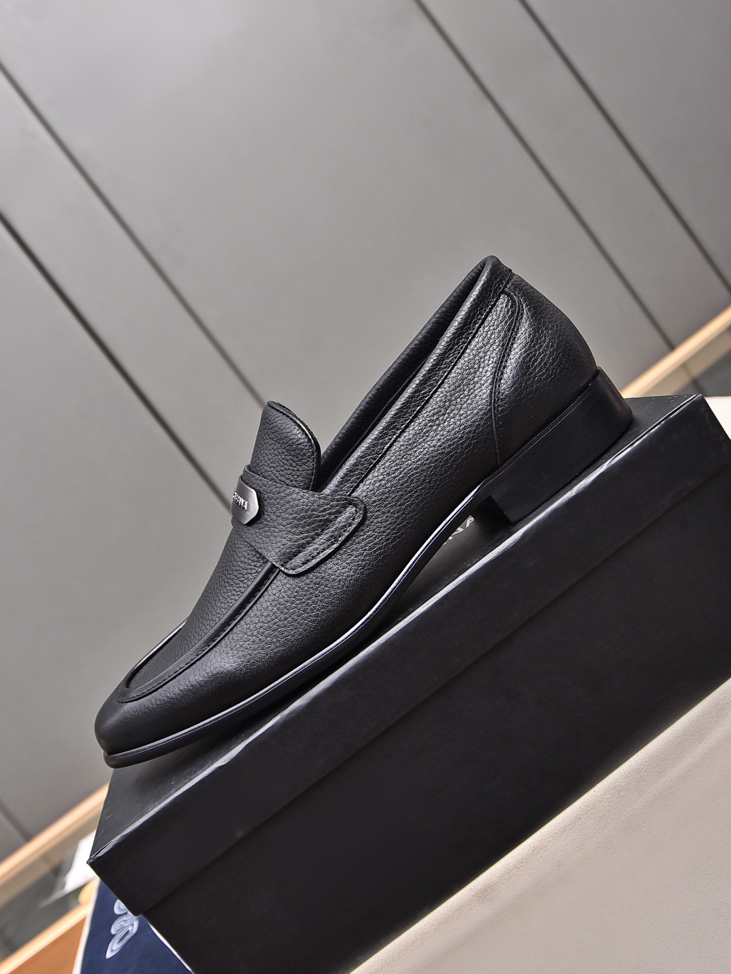 D&G men's leather shoes-70