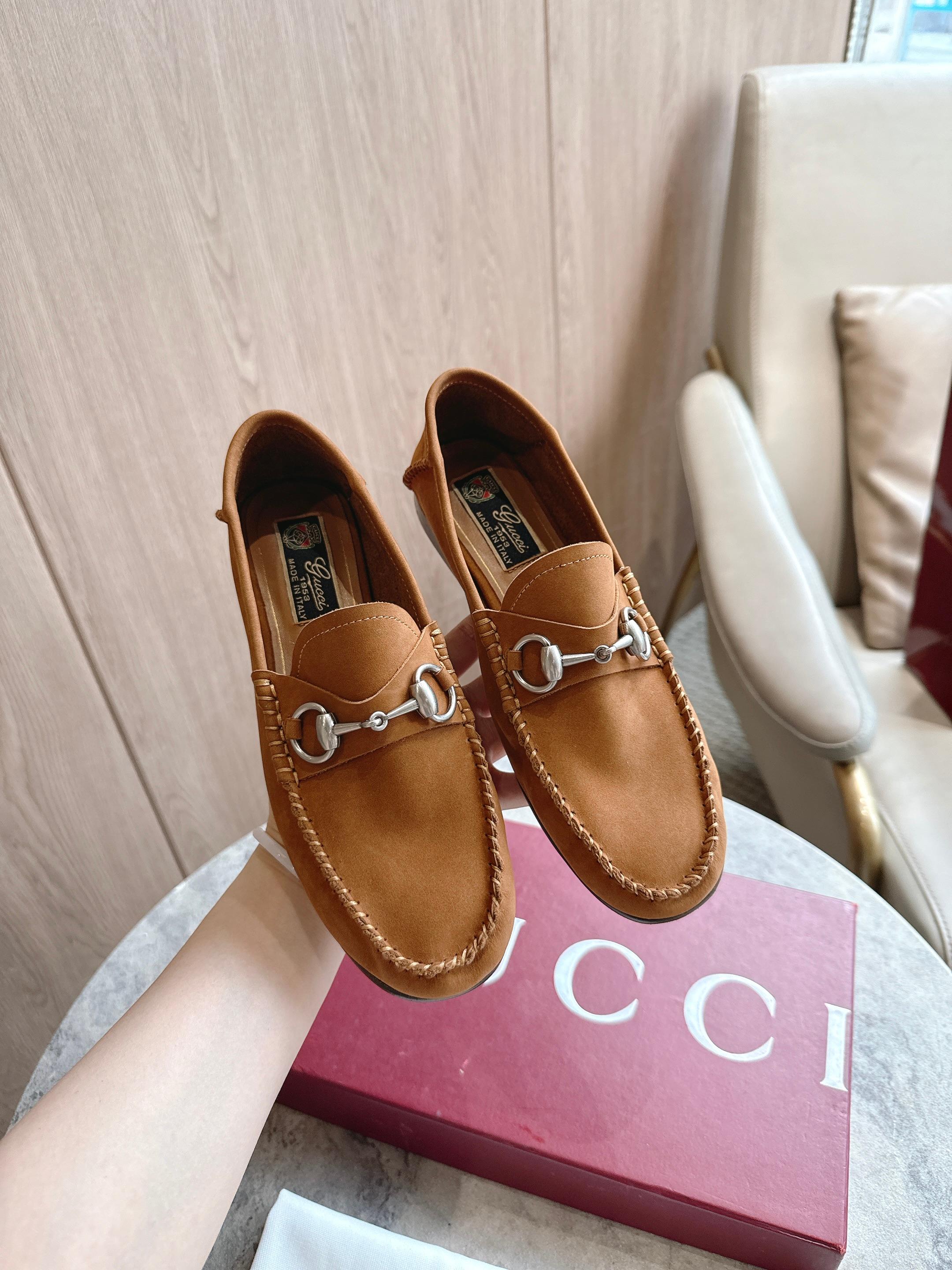 Gucci women's leather shoes-41