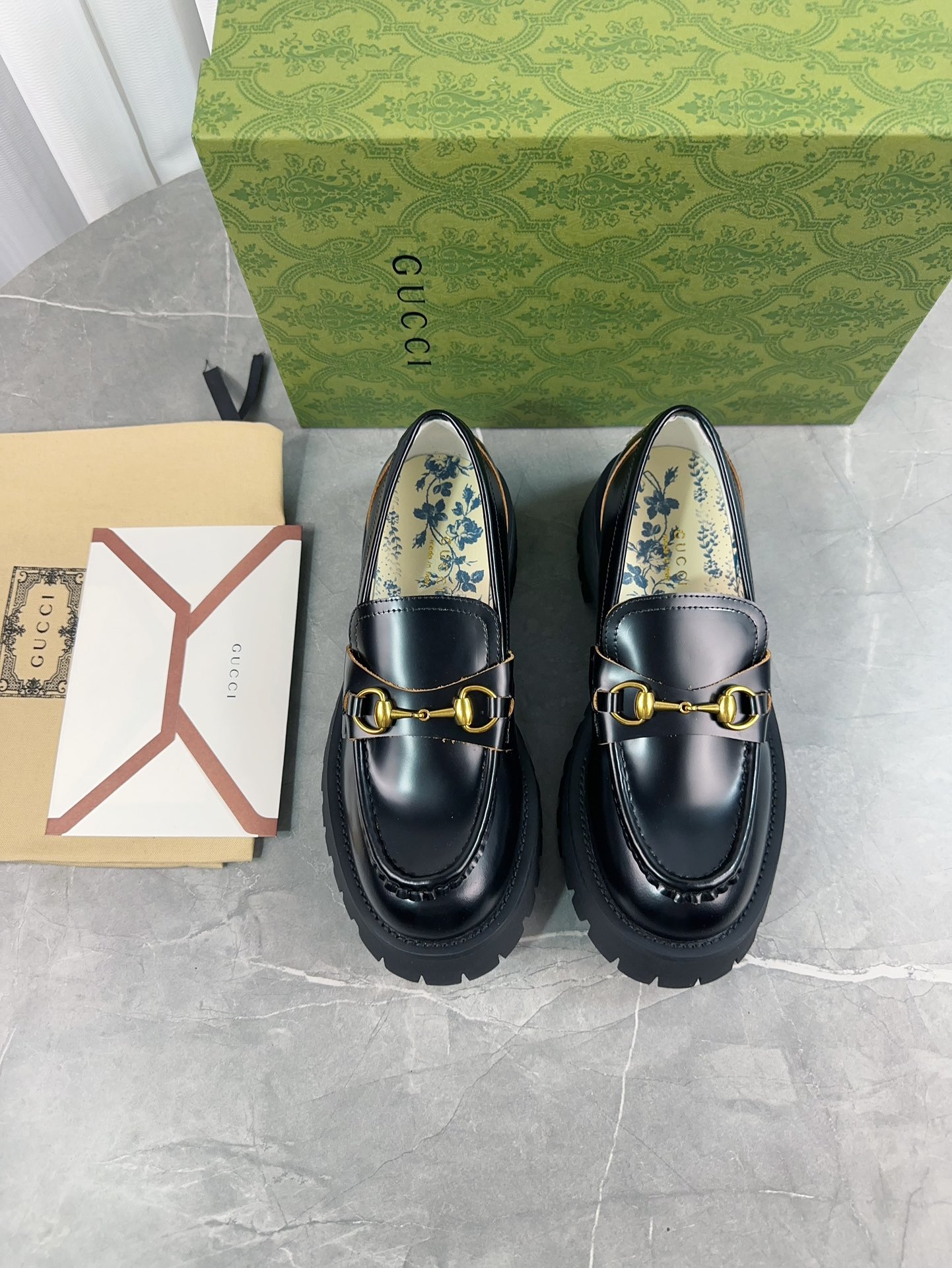 Gucci women's leather shoes-102