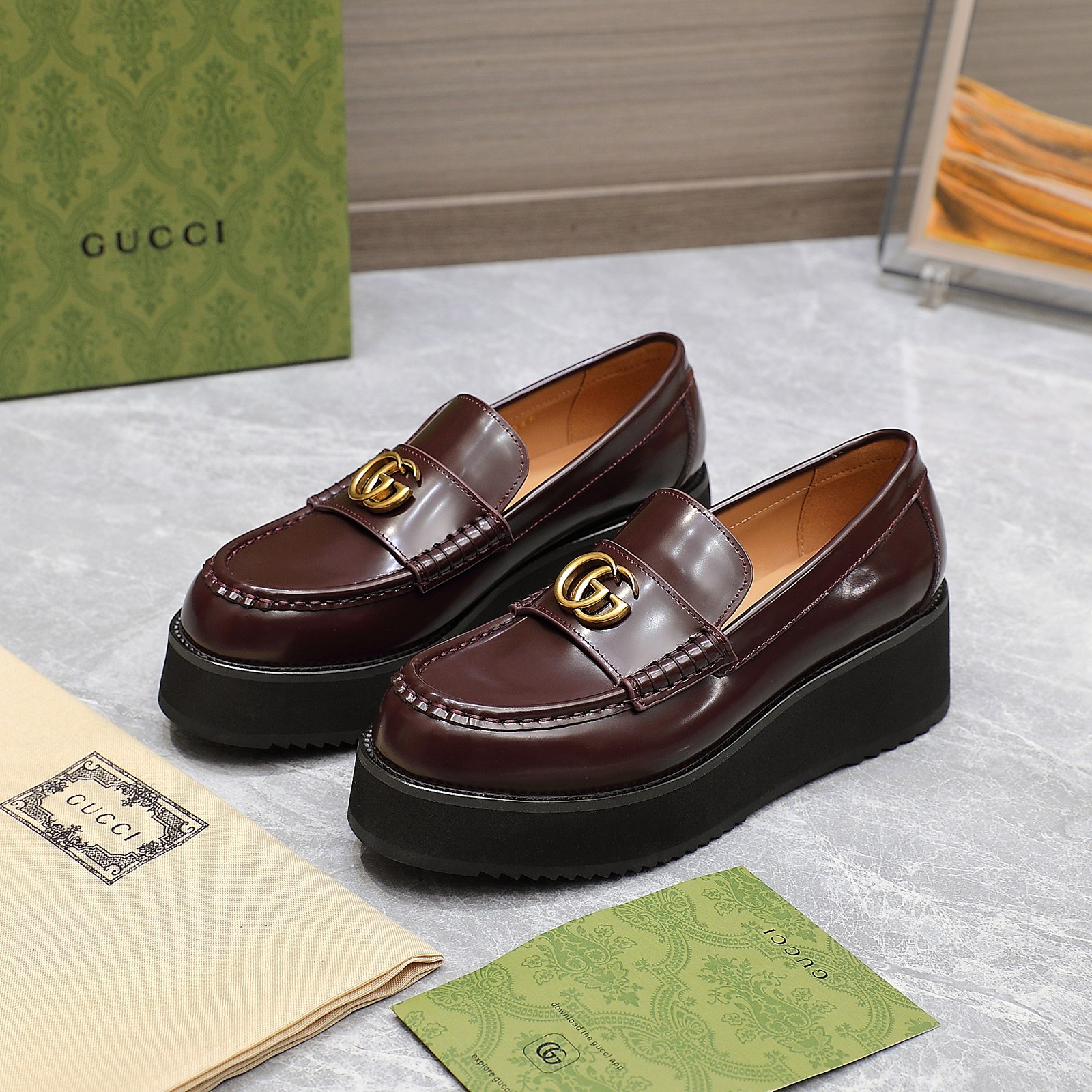 Gucci women's leather shoes-35