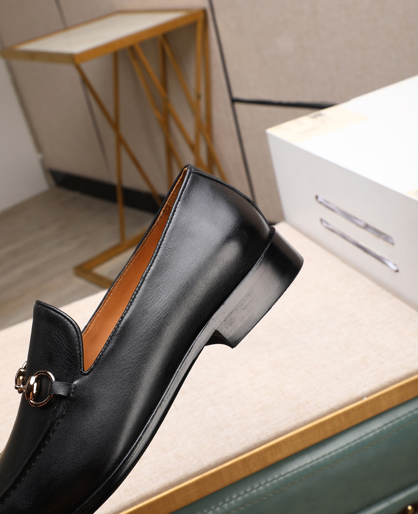 Gucci men's leather shoes-19