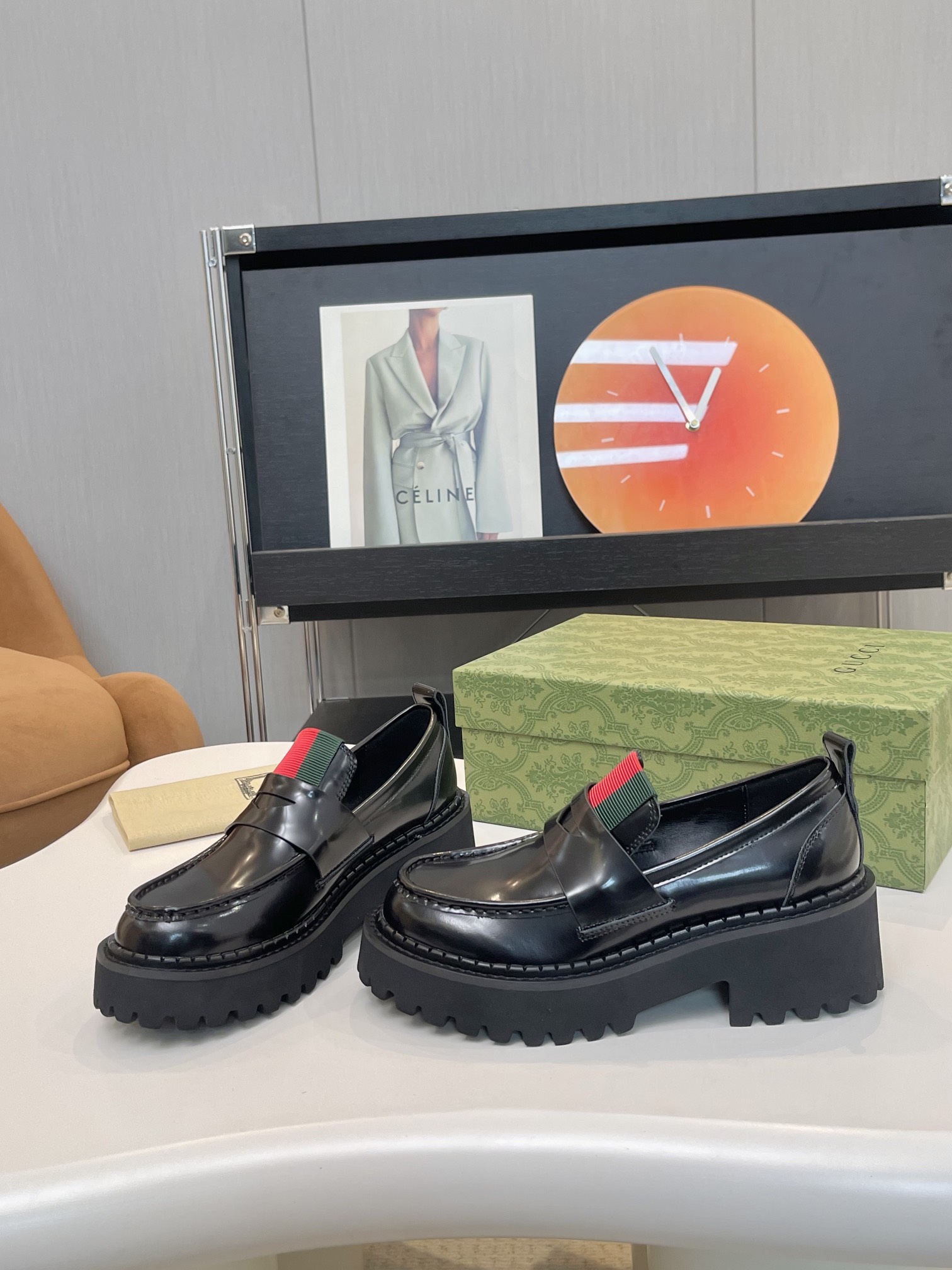 Gucci women's leather shoes-79