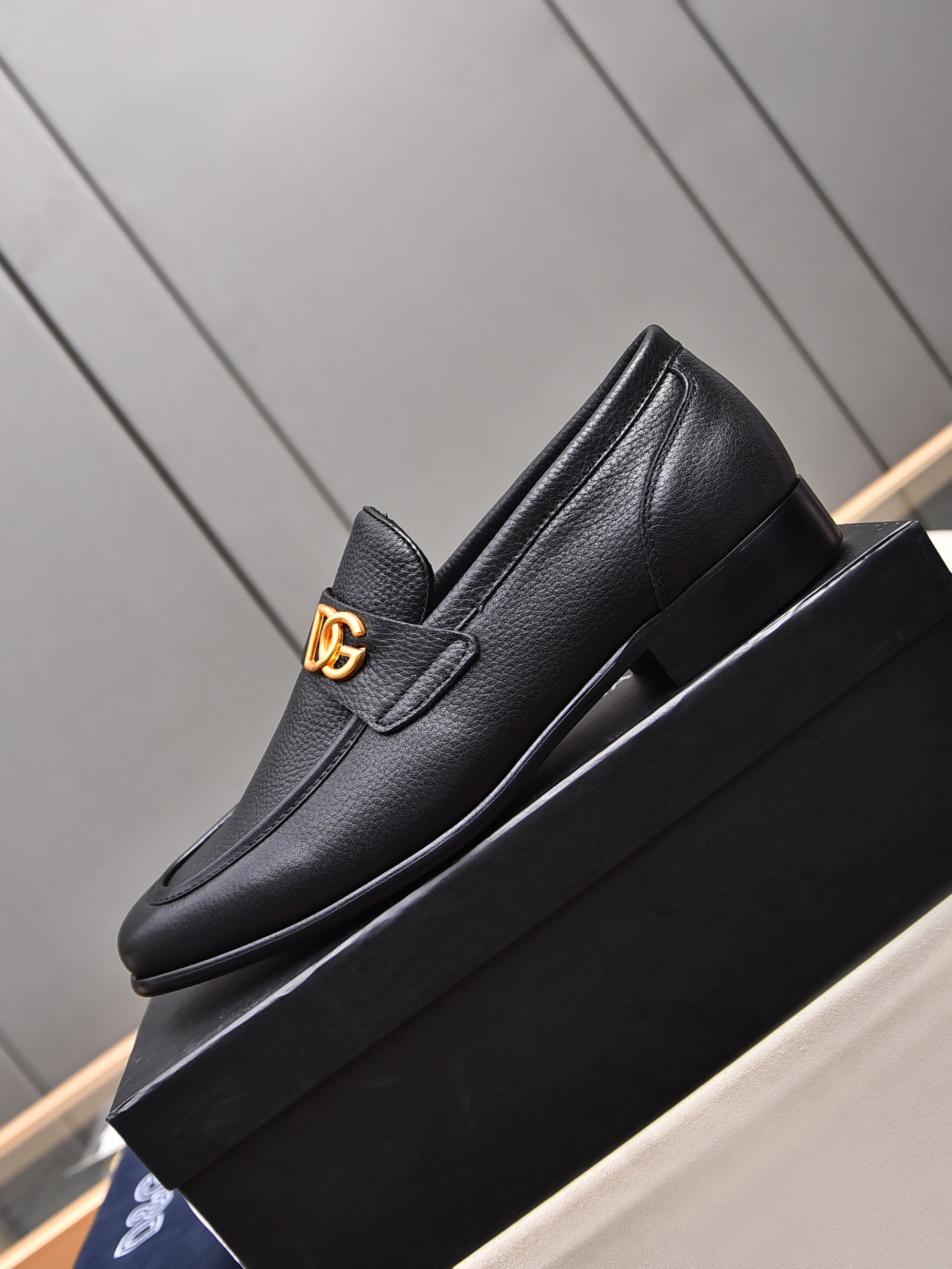 D&G men's leather shoes-16