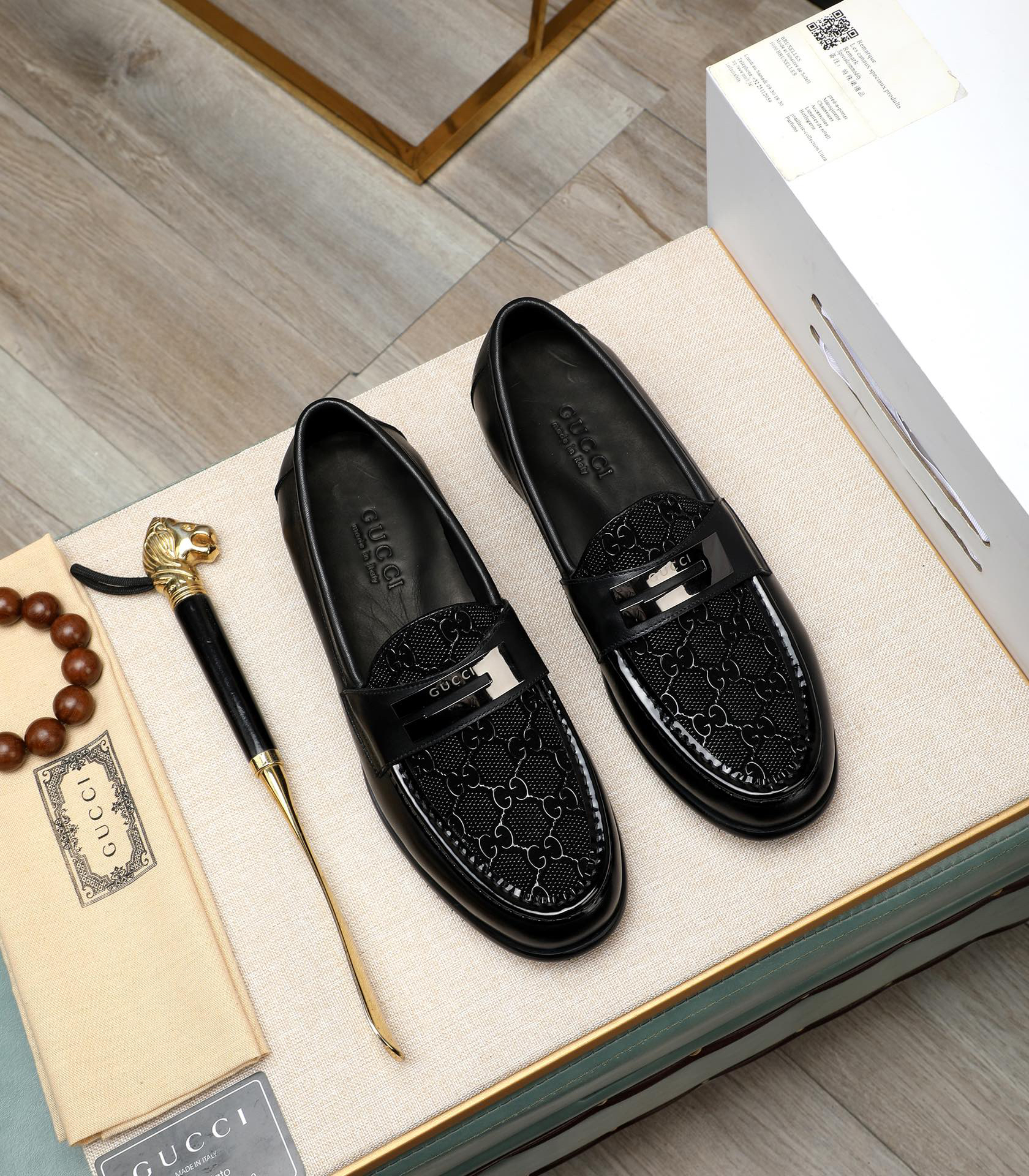 Gucci men's leather shoes-129