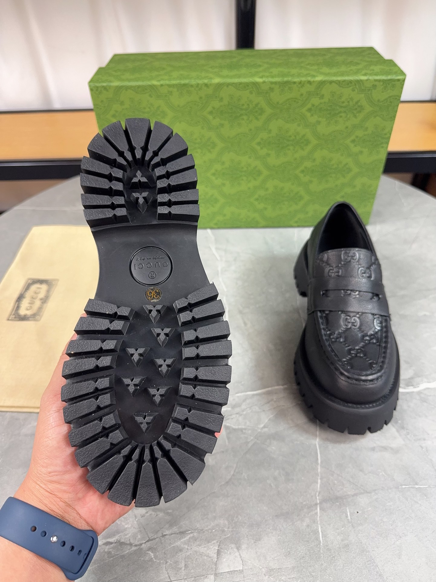 Gucci women's leather shoes-110