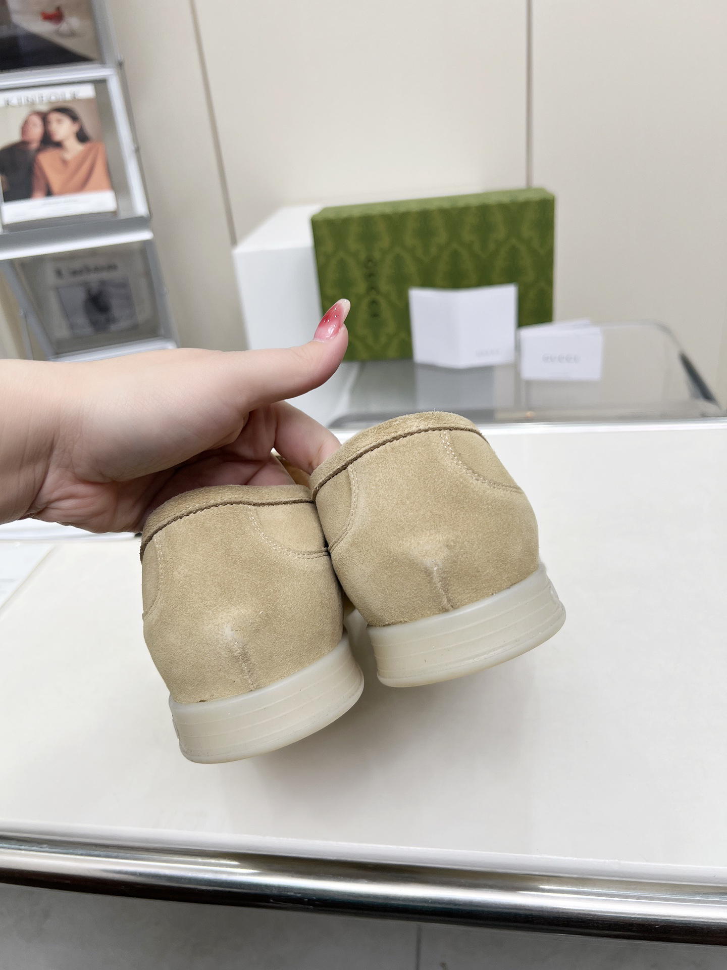 Gucci women's leather shoes-18