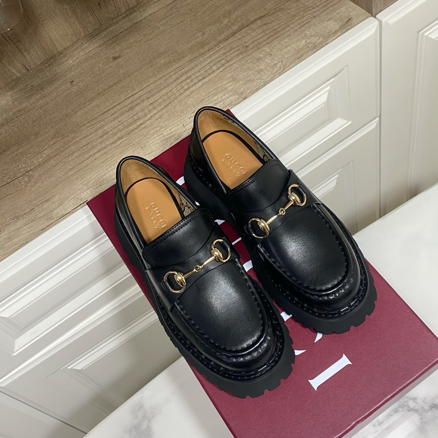 Gucci women's leather shoes-57