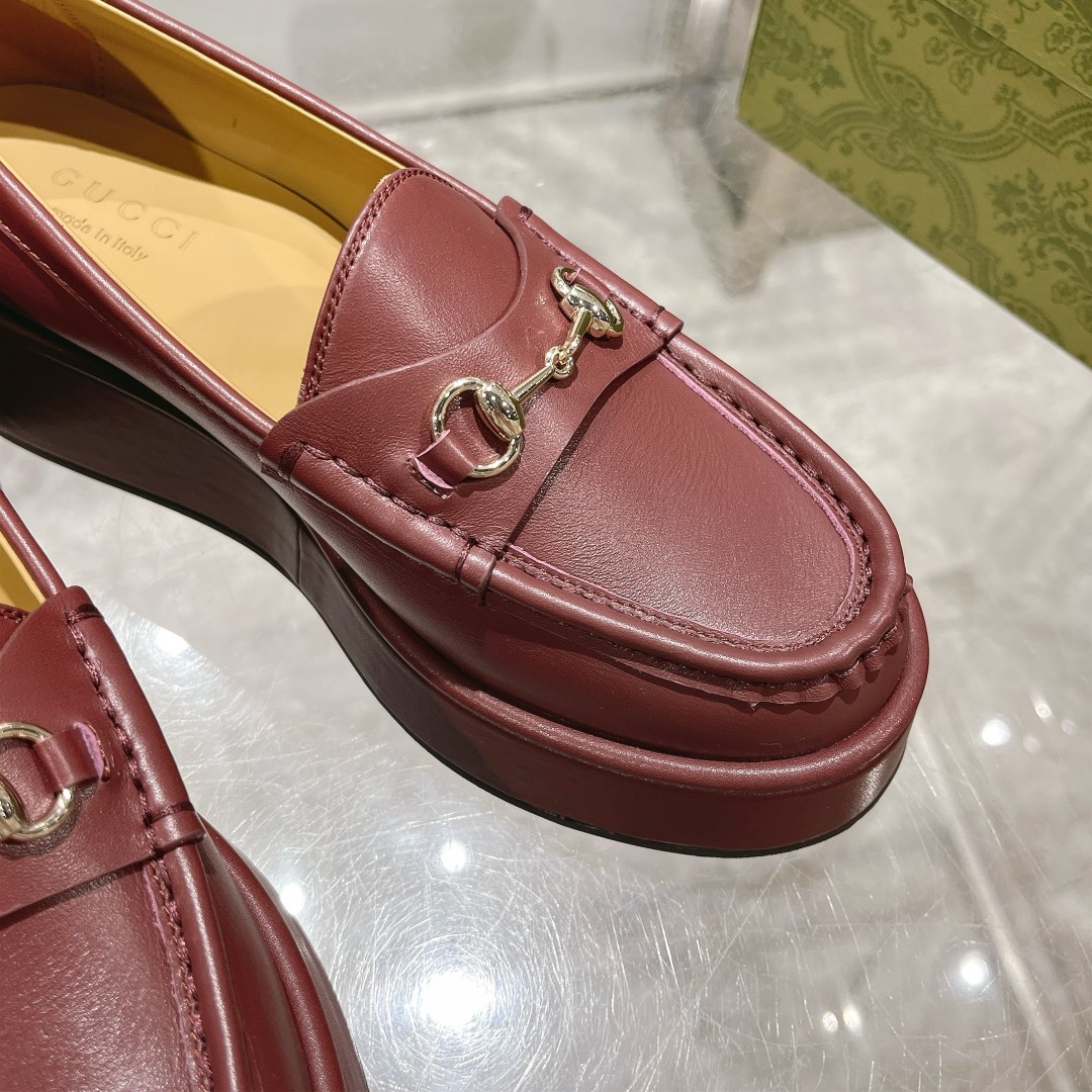 Gucci women's leather shoes-43