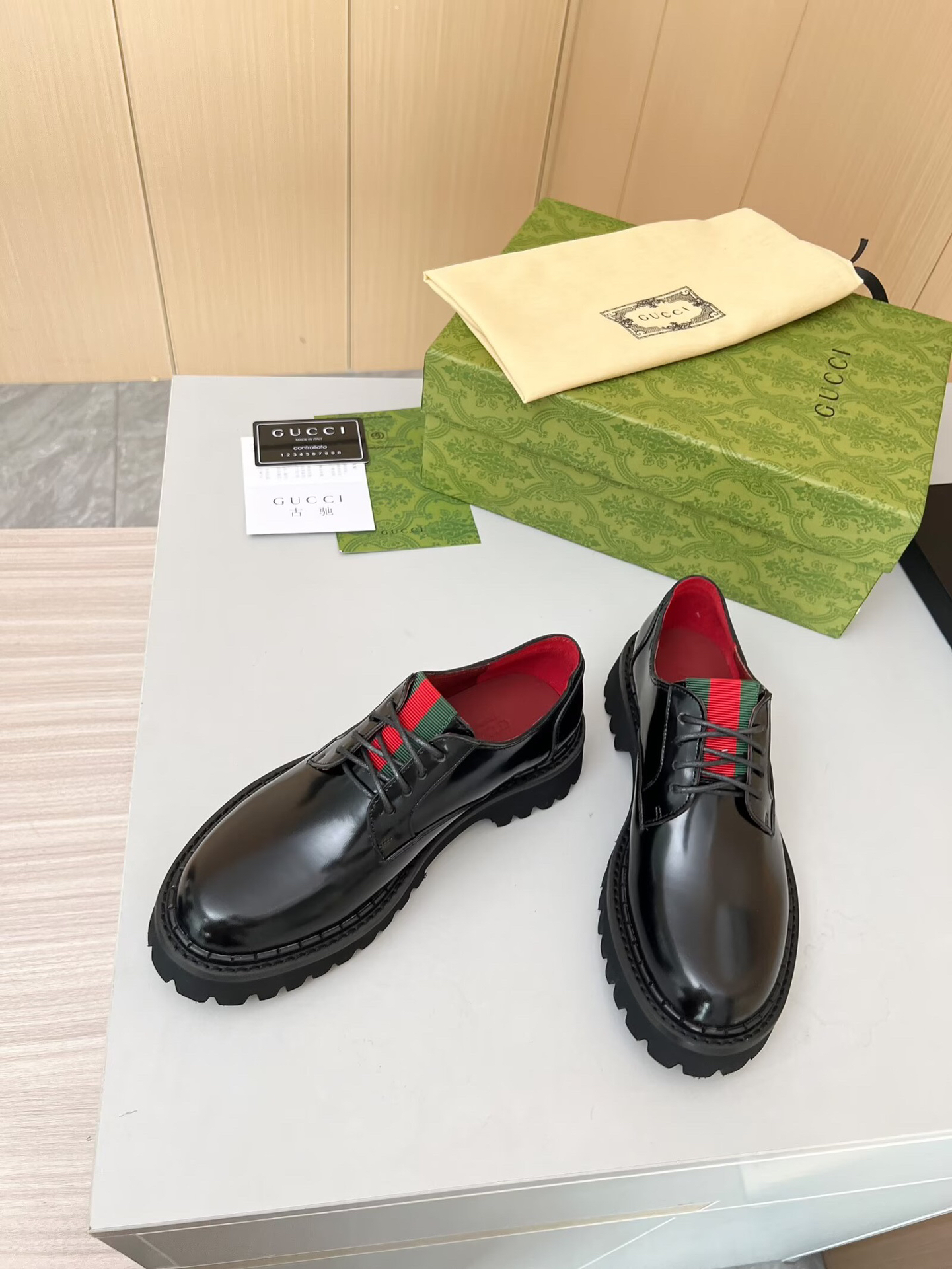 Gucci women's leather shoes-51