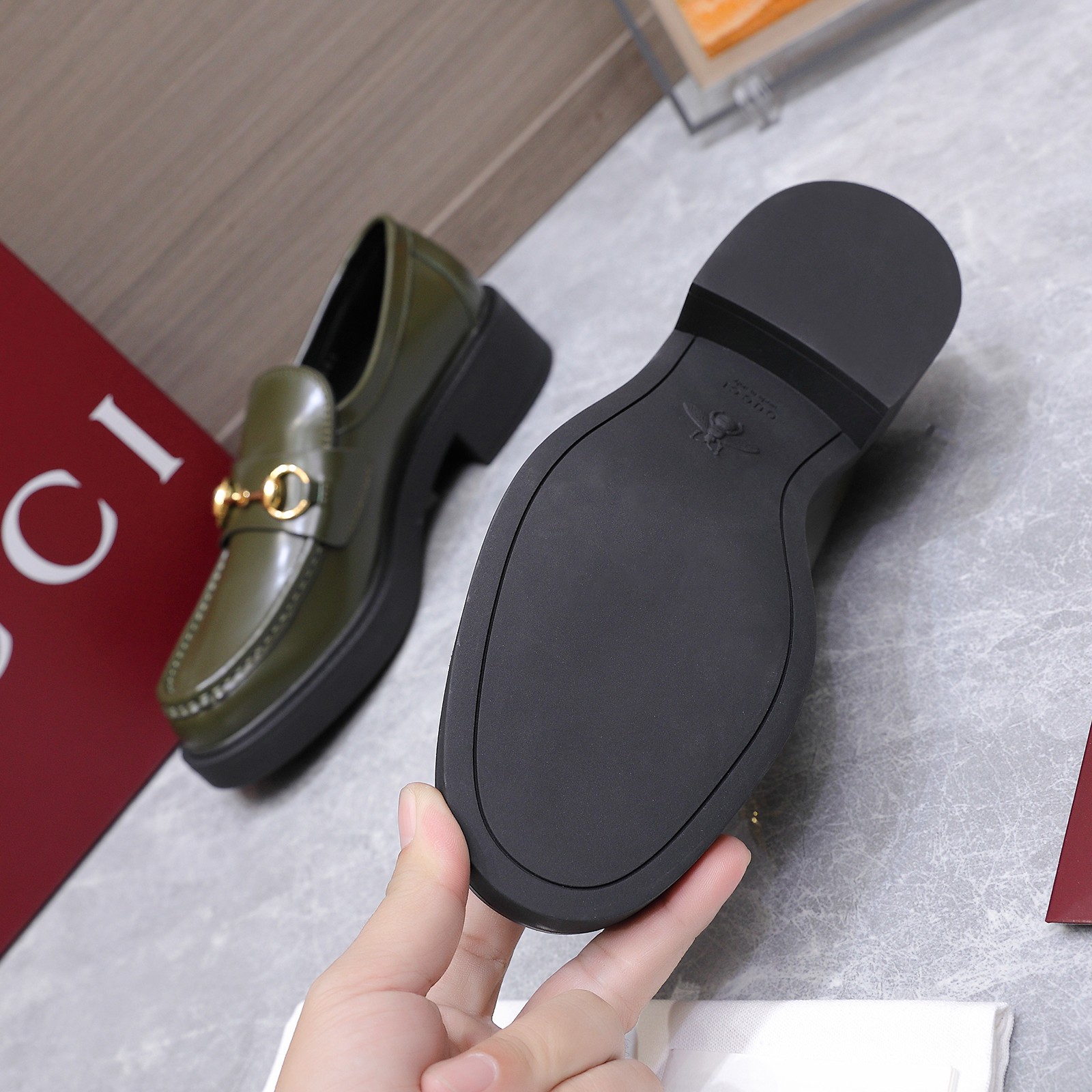 Gucci women's leather shoes-33