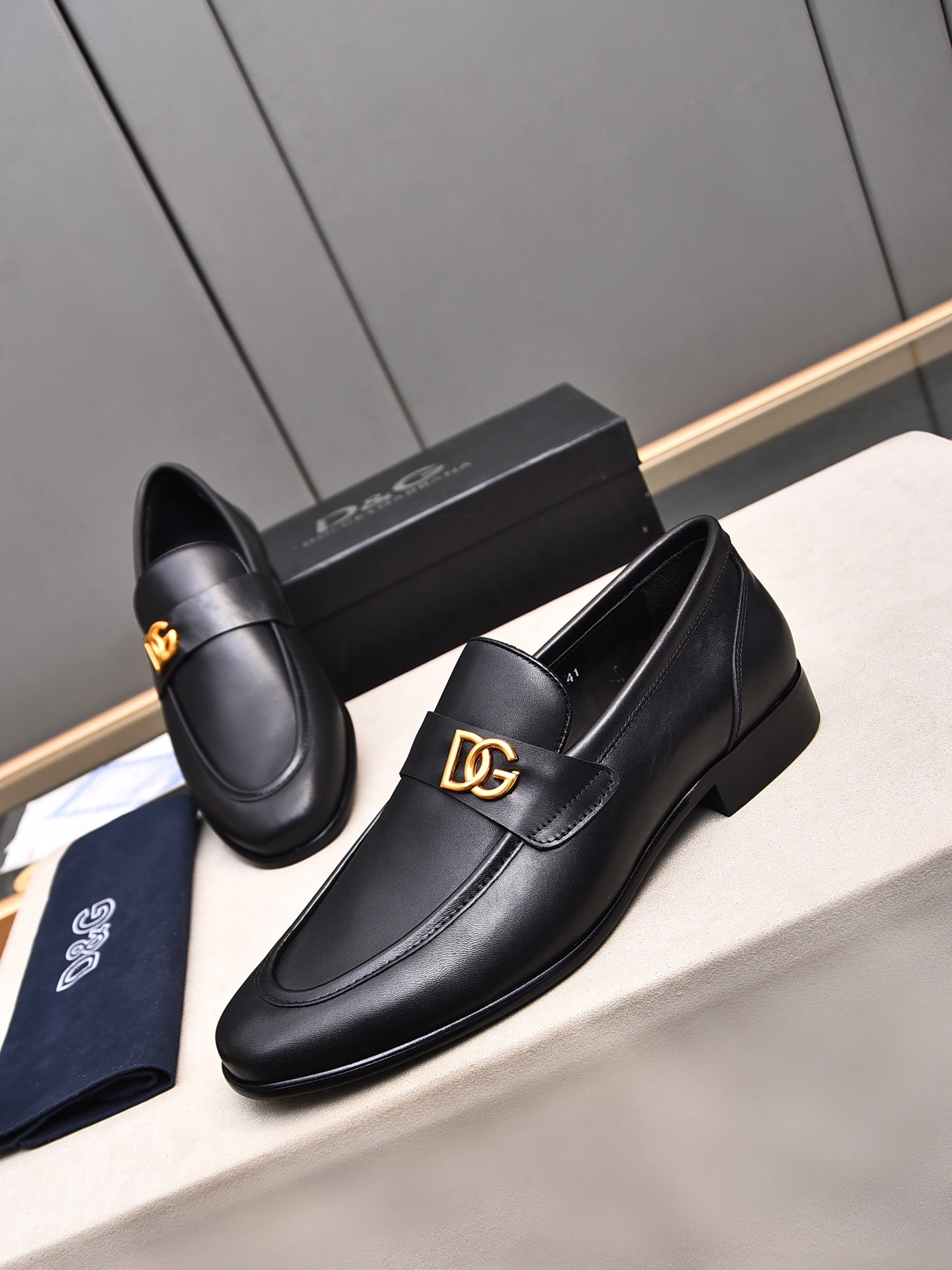D&G men's leather shoes-15