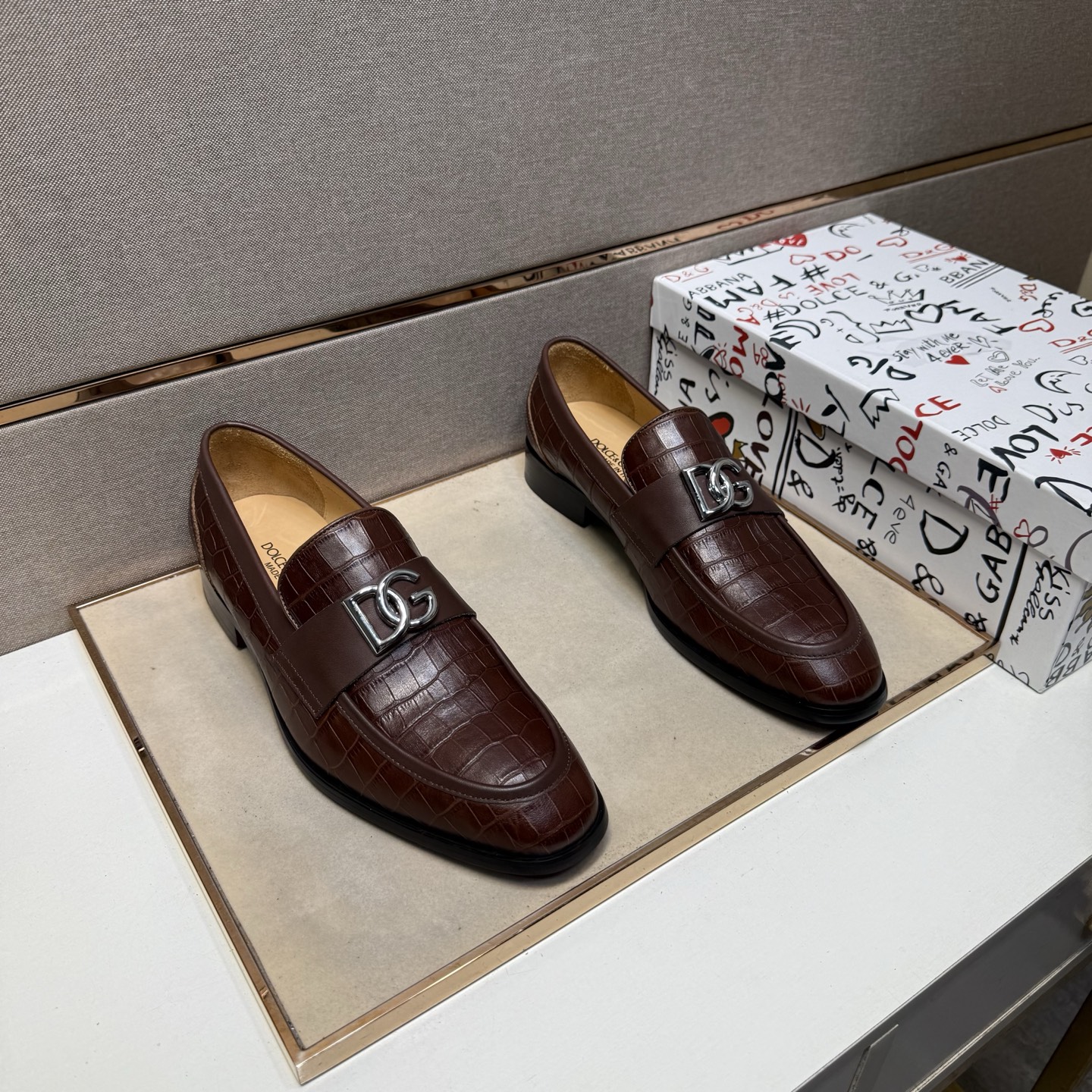 D&G men's leather shoes-110