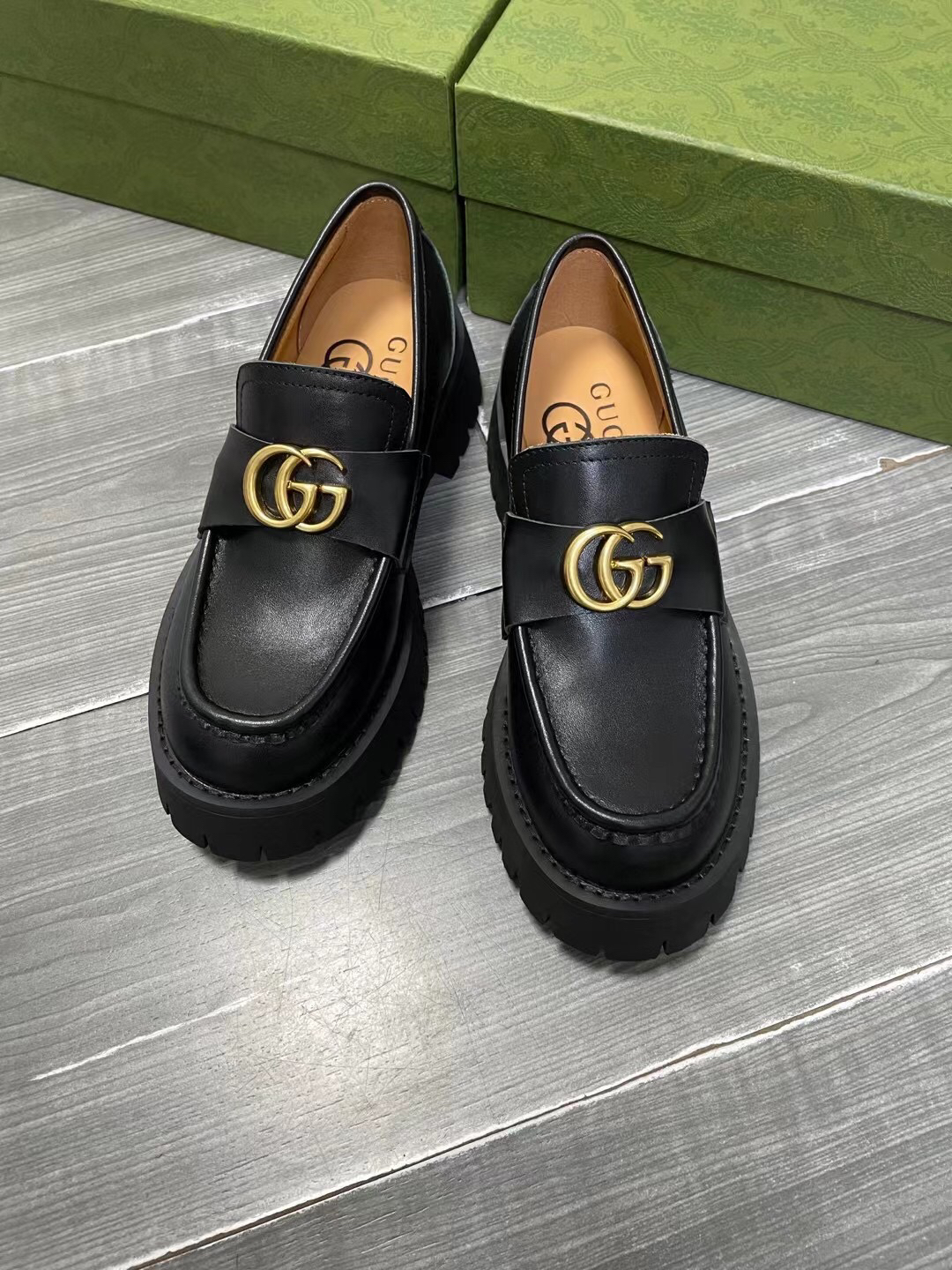 Gucci women's leather shoes-85