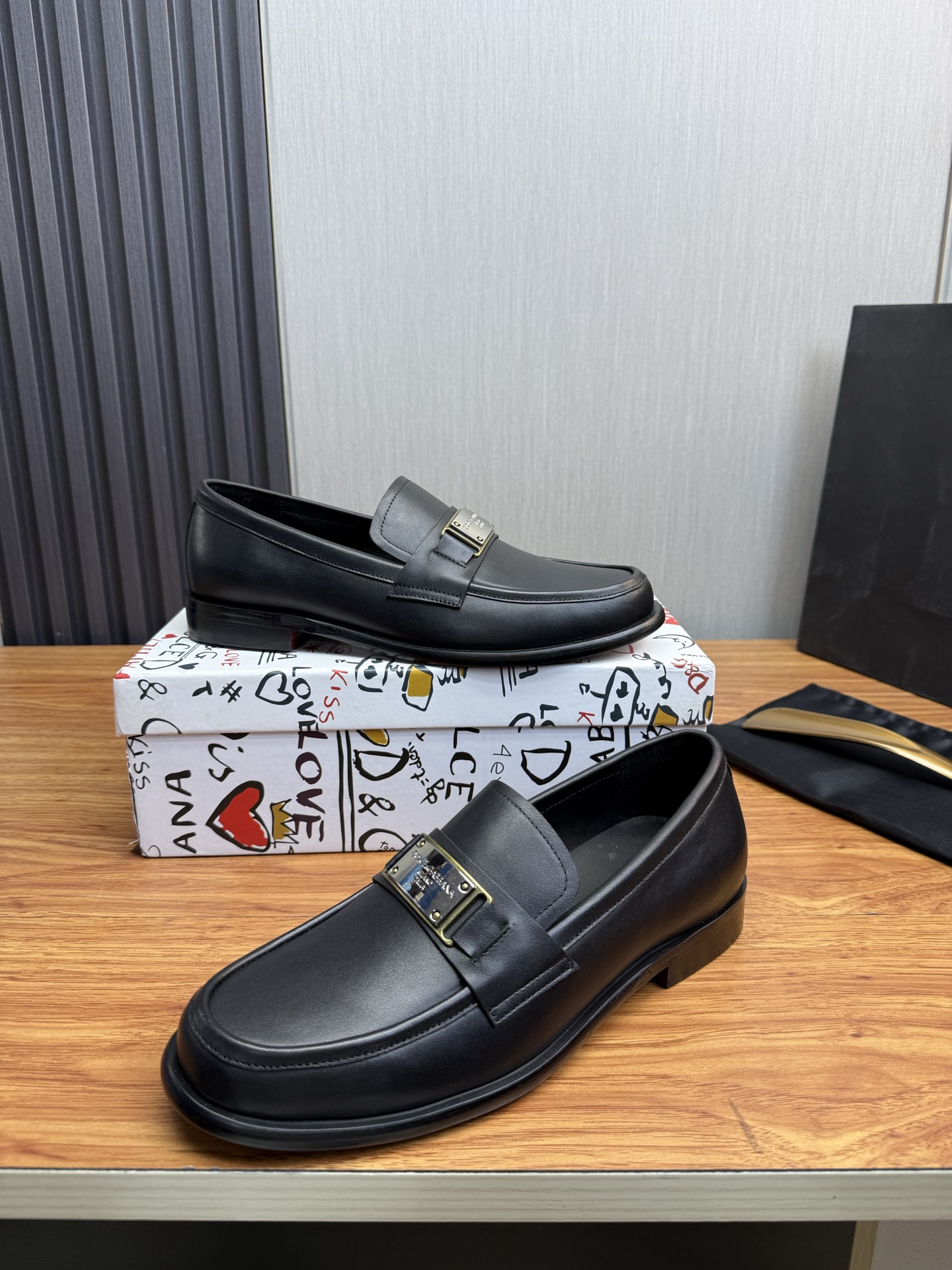 D&G men's leather shoes-22