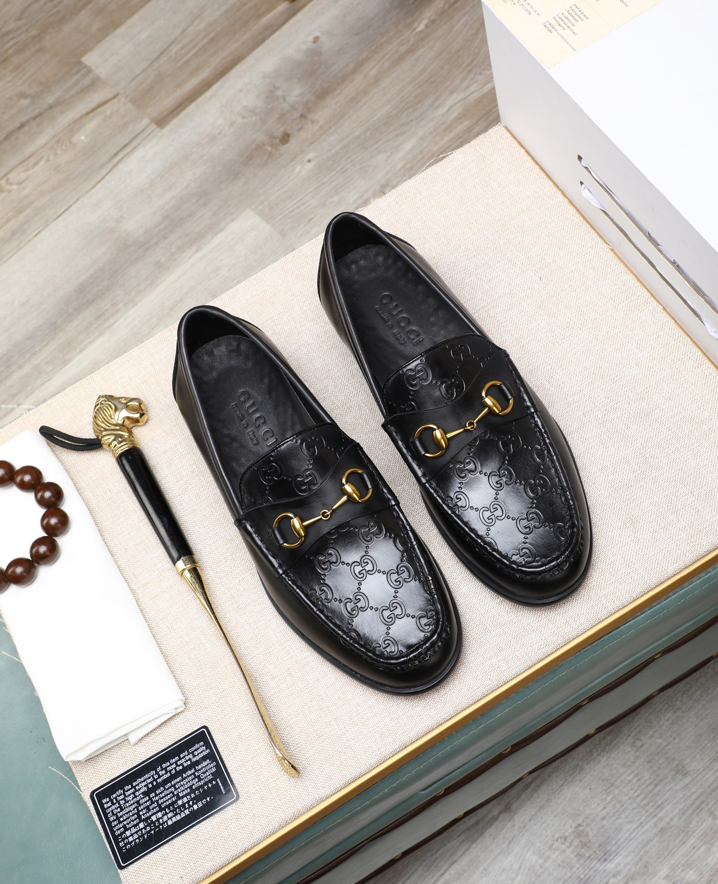 Gucci men's leather shoes-102