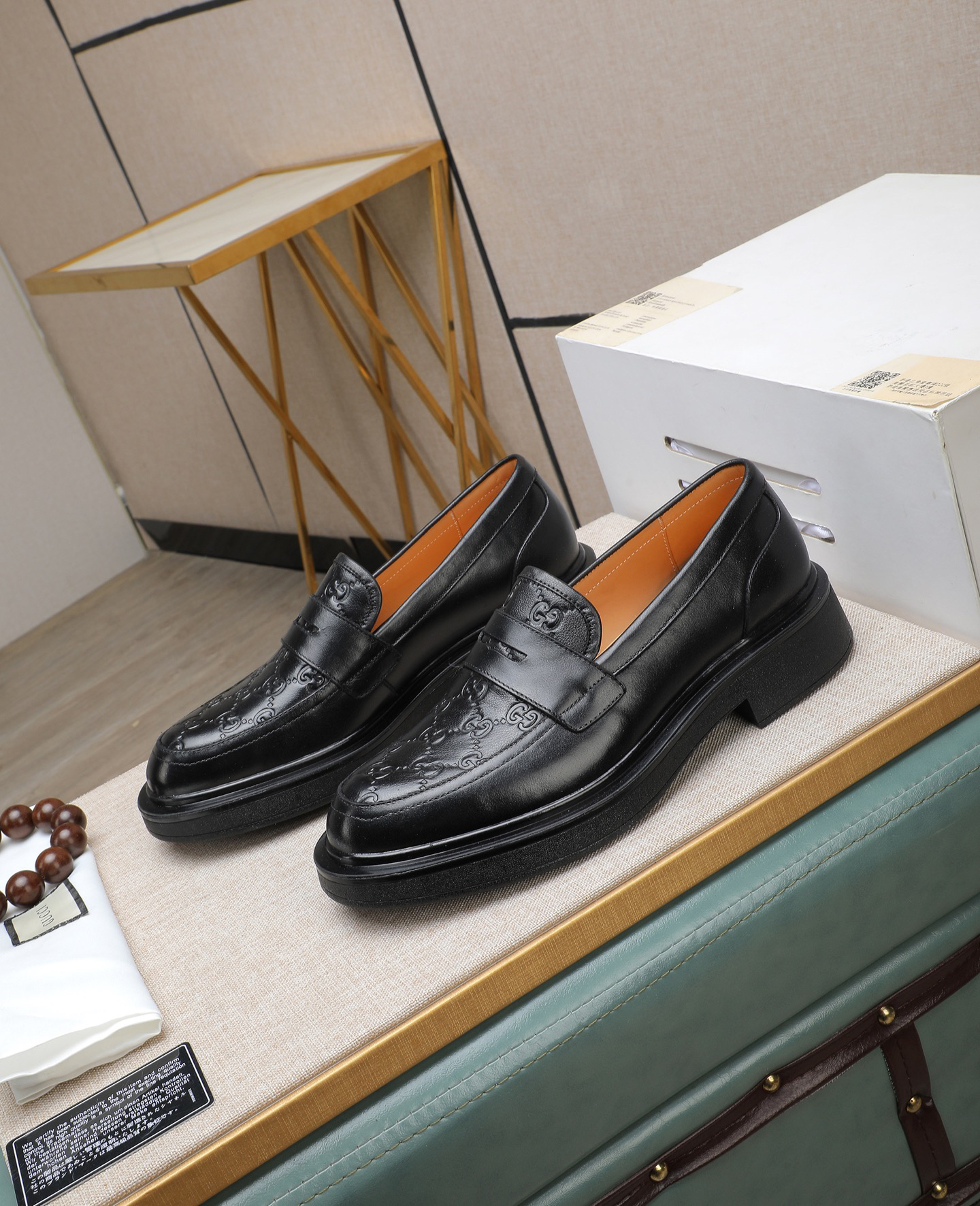 Gucci men's leather shoes-133