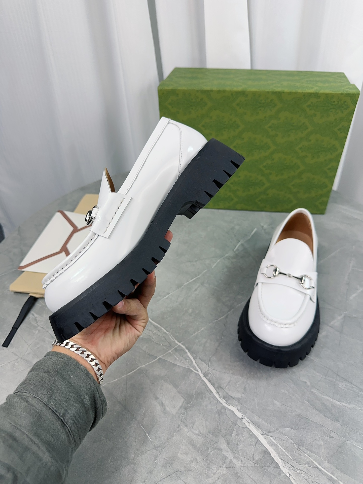 Gucci women's leather shoes-103