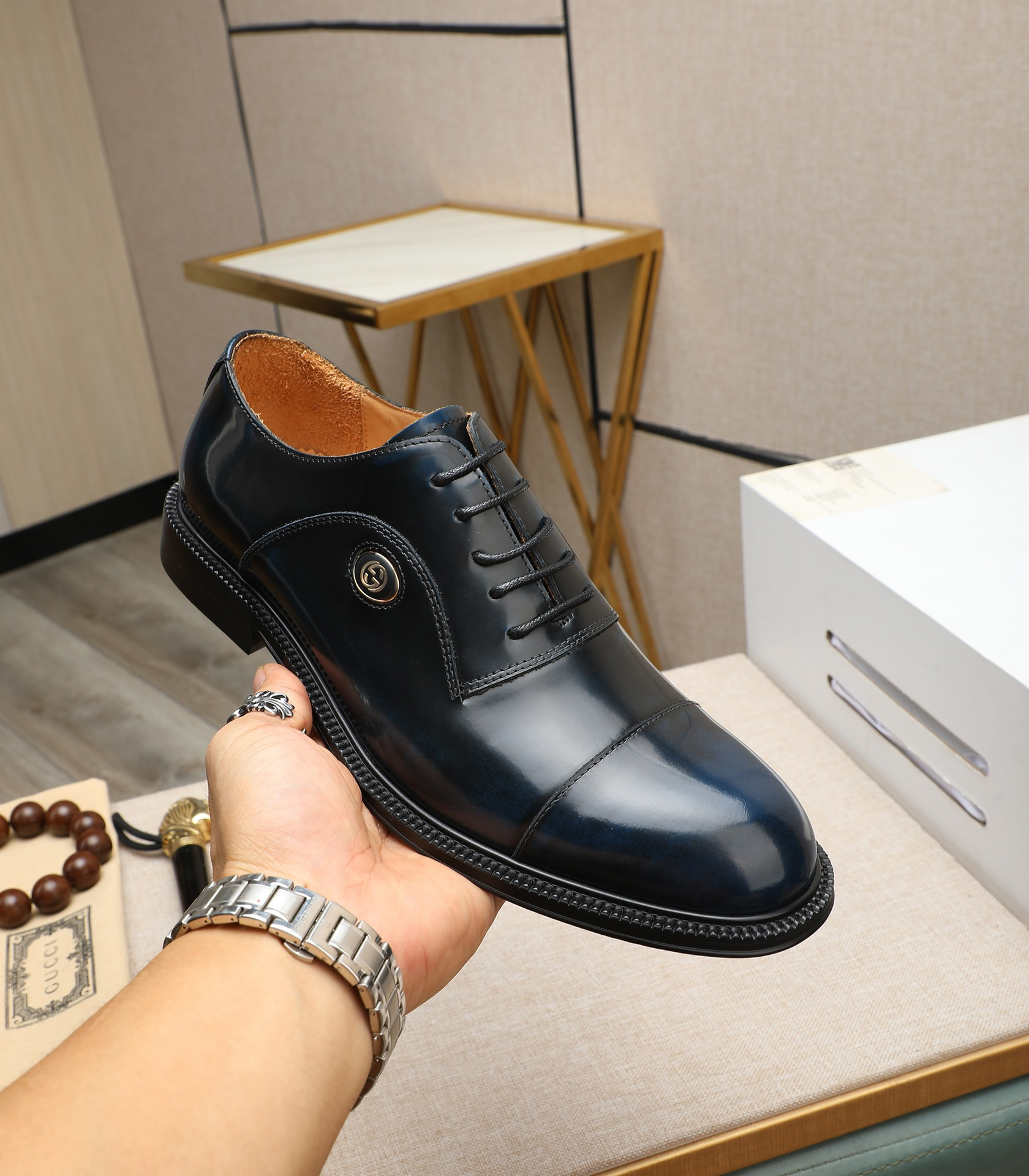 Gucci men's leather shoes-126