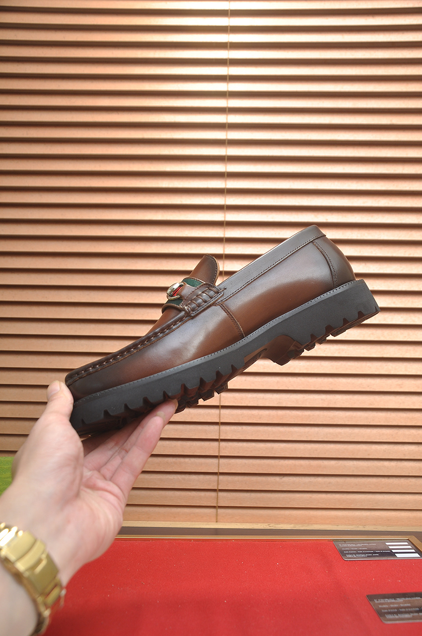 Gucci men's leather shoes-33