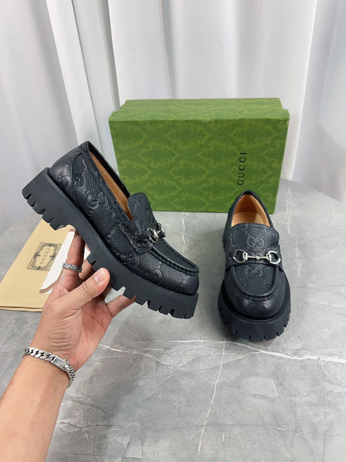 Gucci women's leather shoes-101