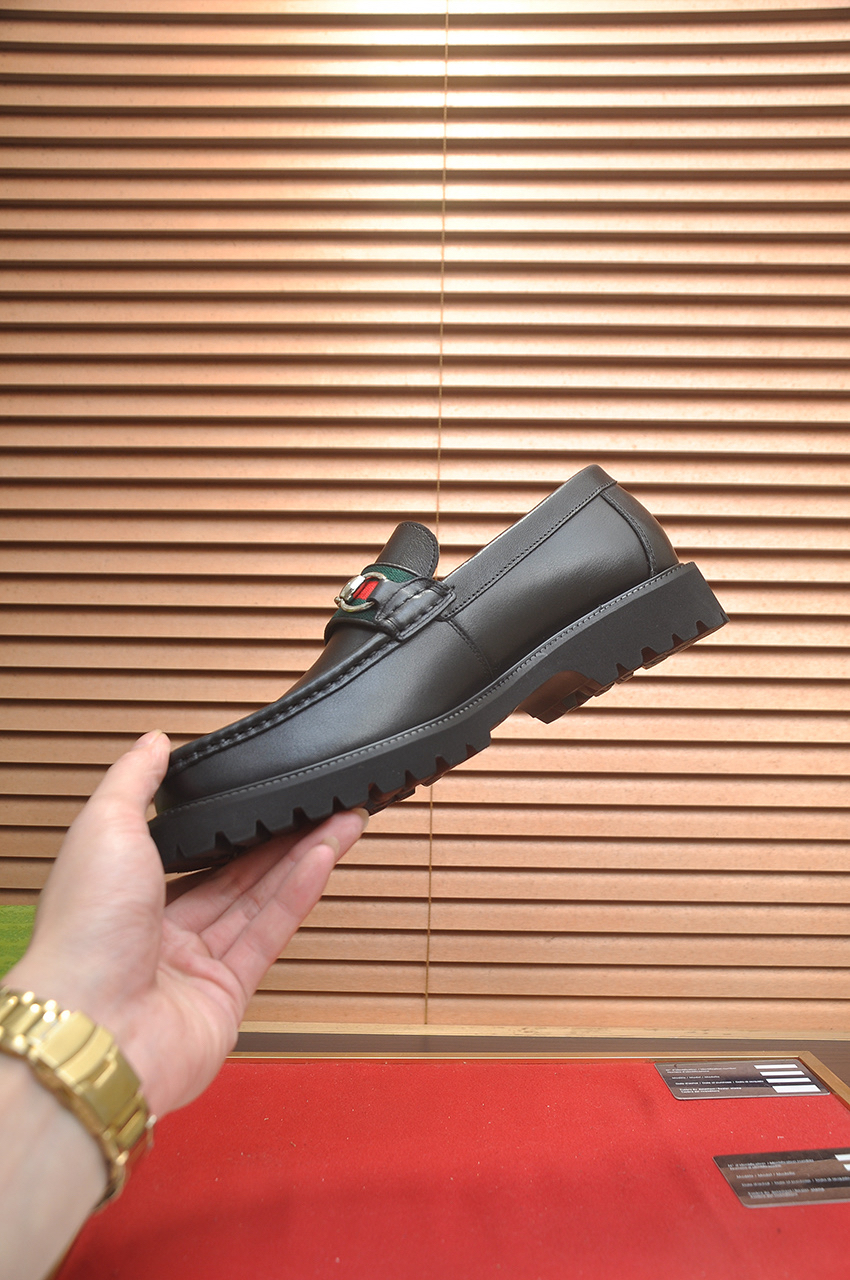 Gucci men's leather shoes-35