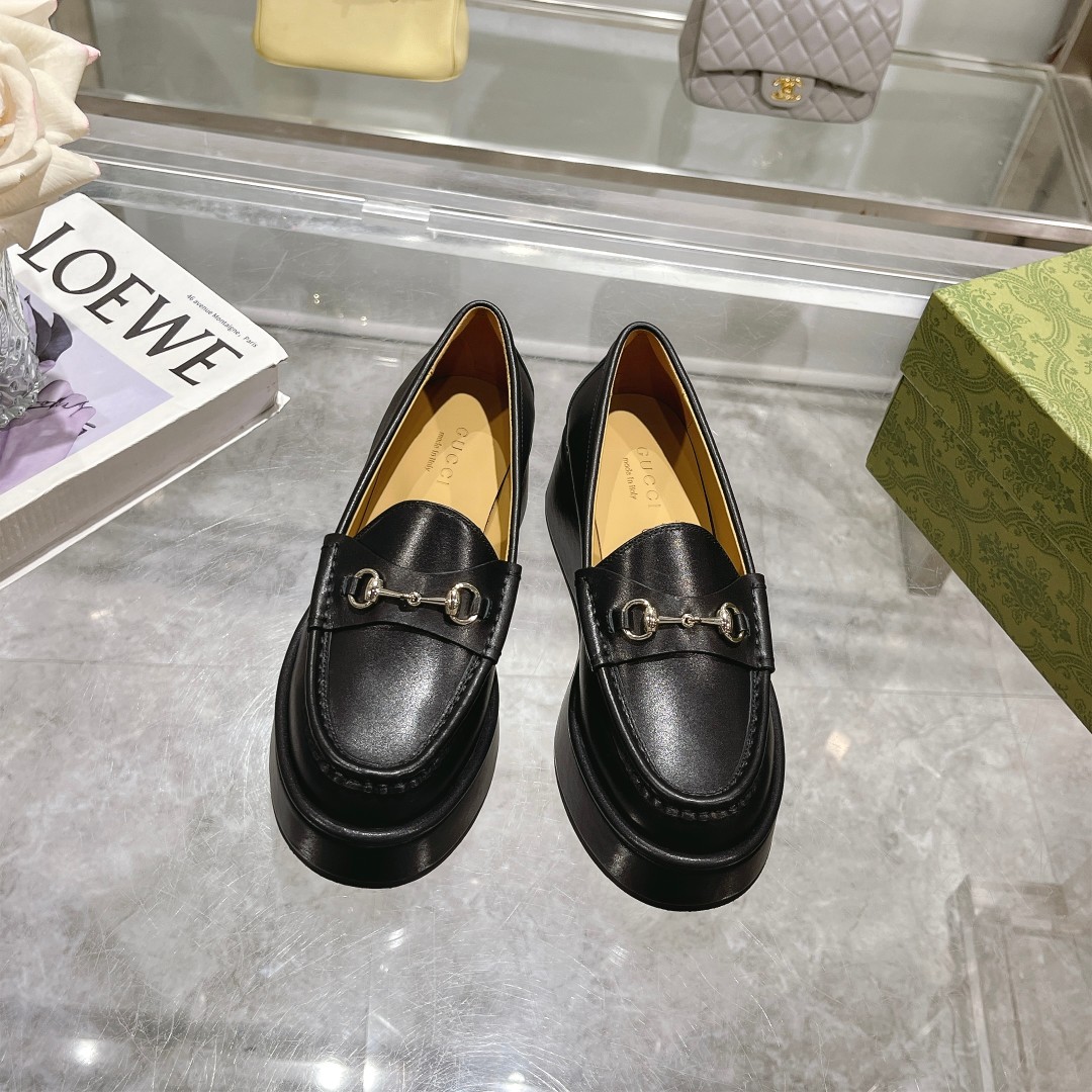 Gucci women's leather shoes-44