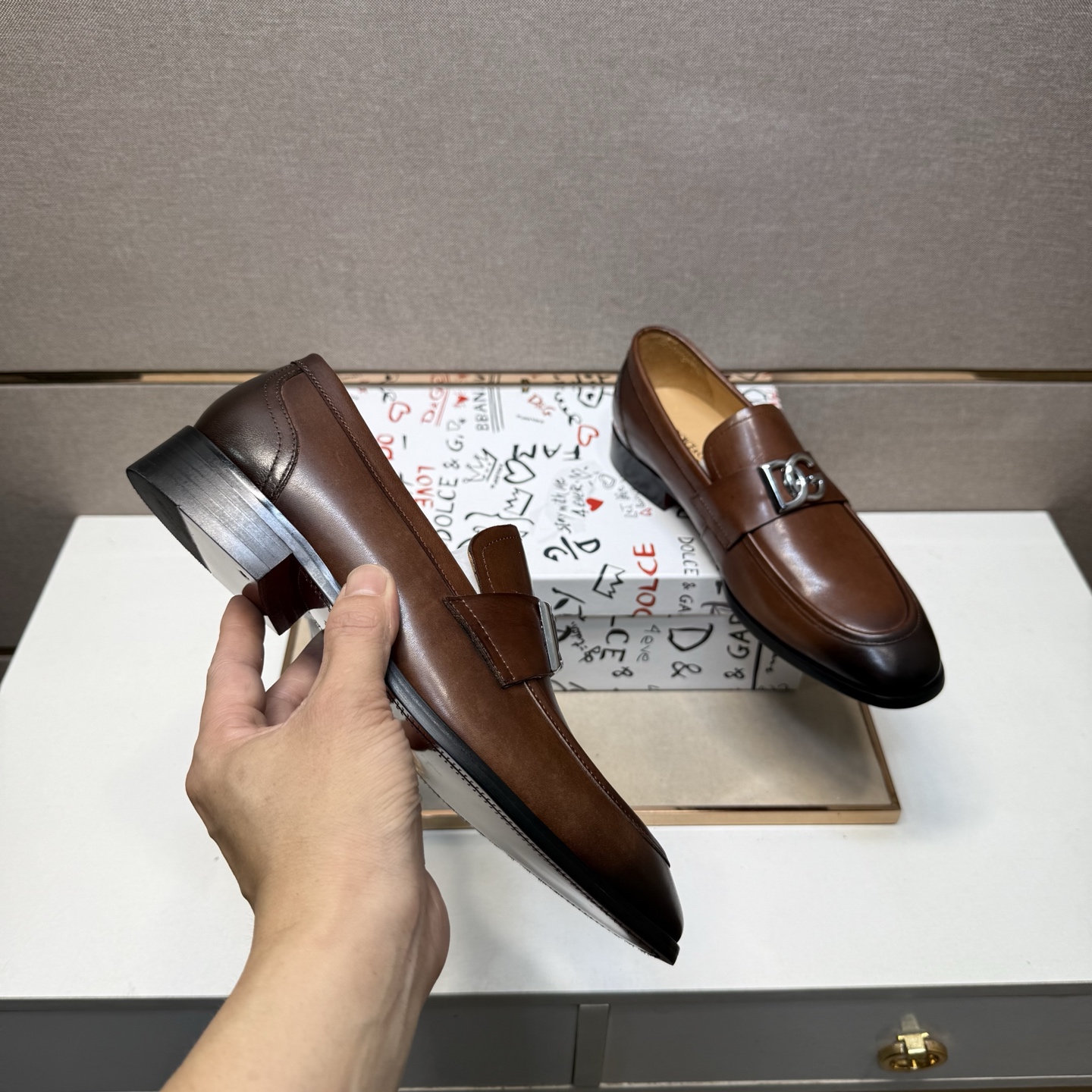 D&G men's leather shoes-111