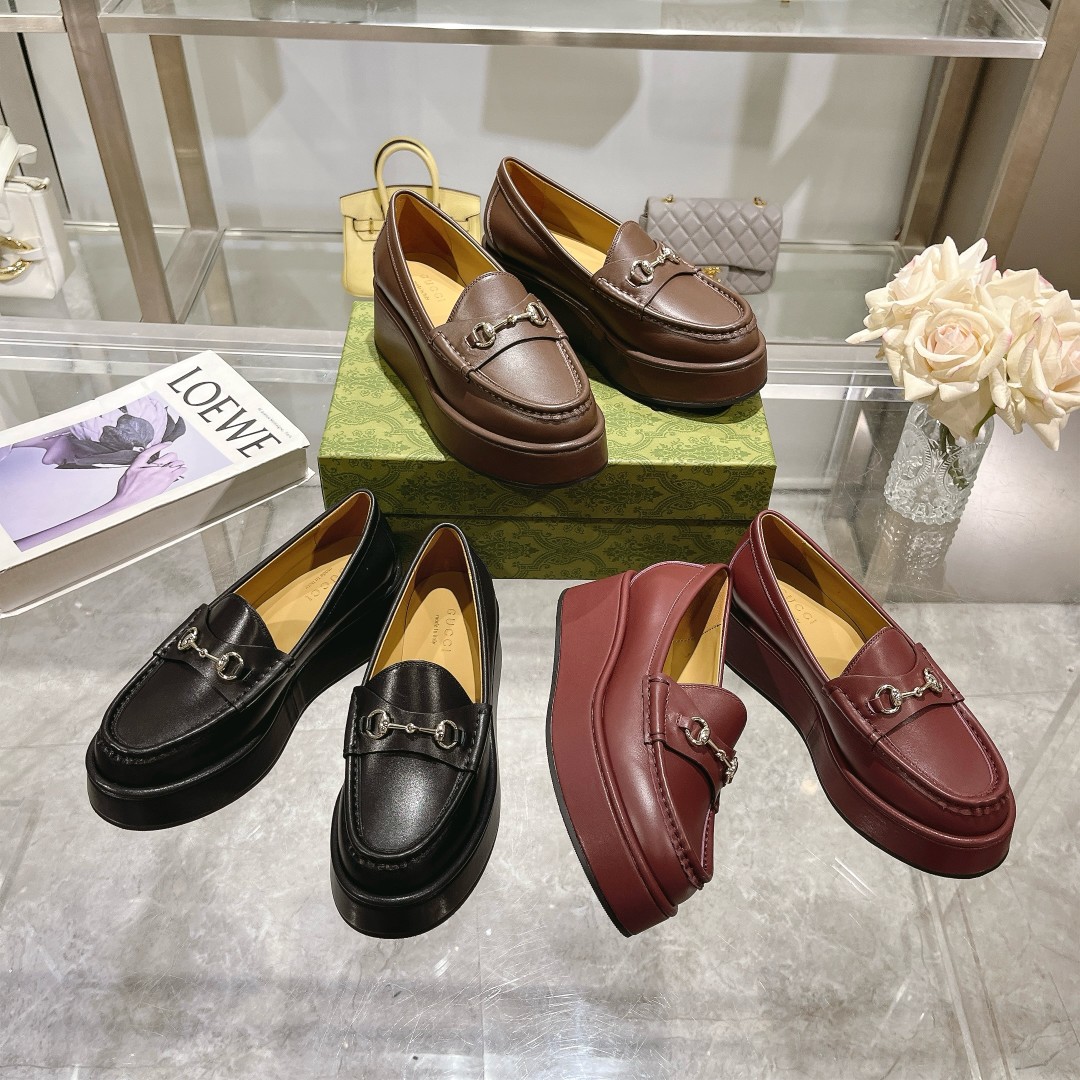Gucci women's leather shoes-44