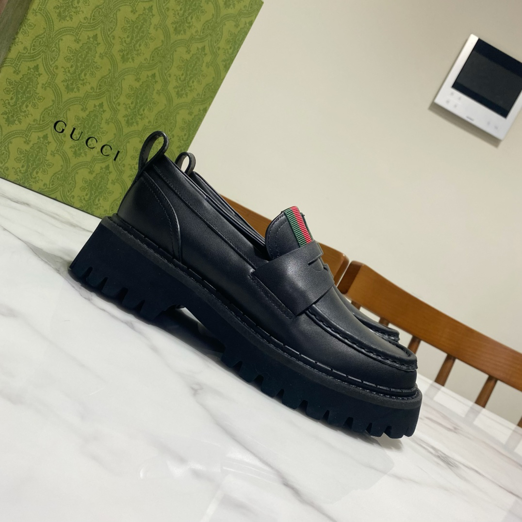 Gucci women's leather shoes-59