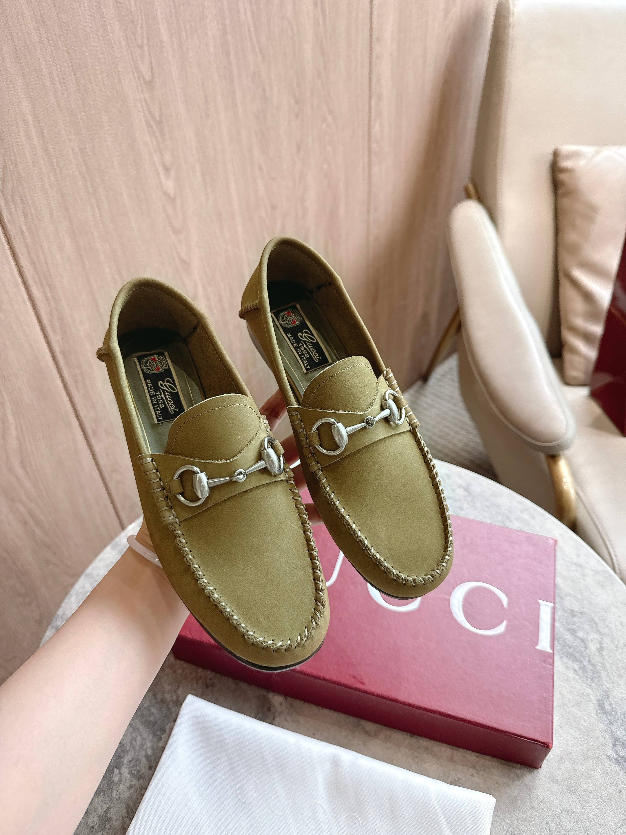 Gucci women's leather shoes-38