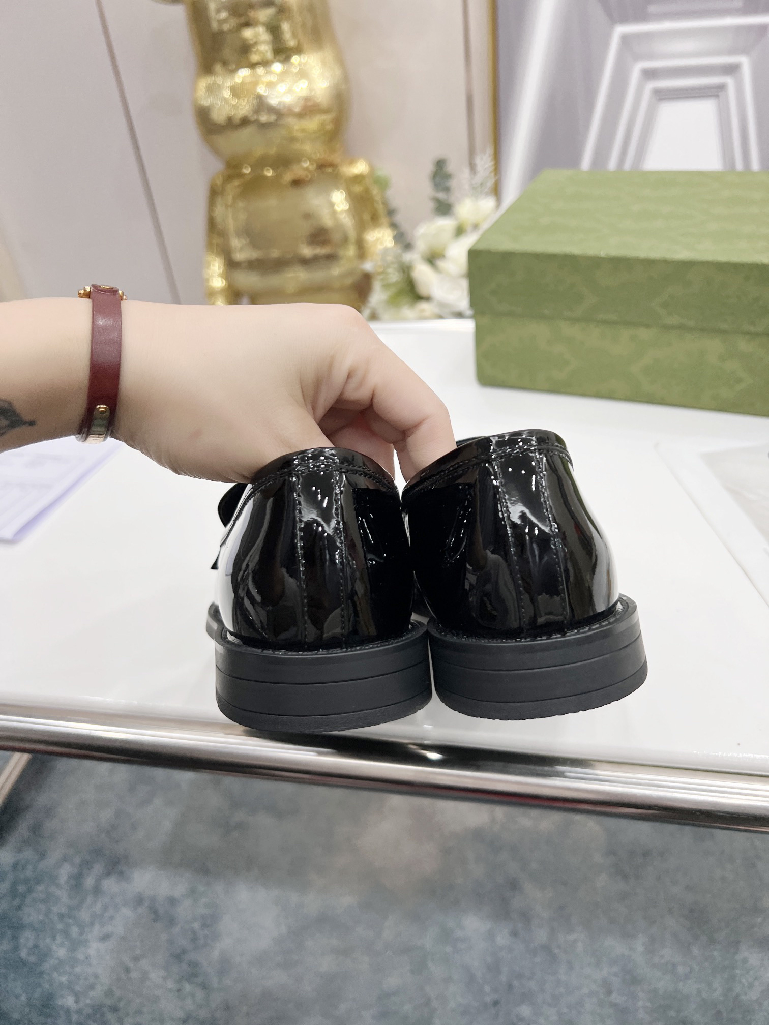 Gucci women's leather shoes-53