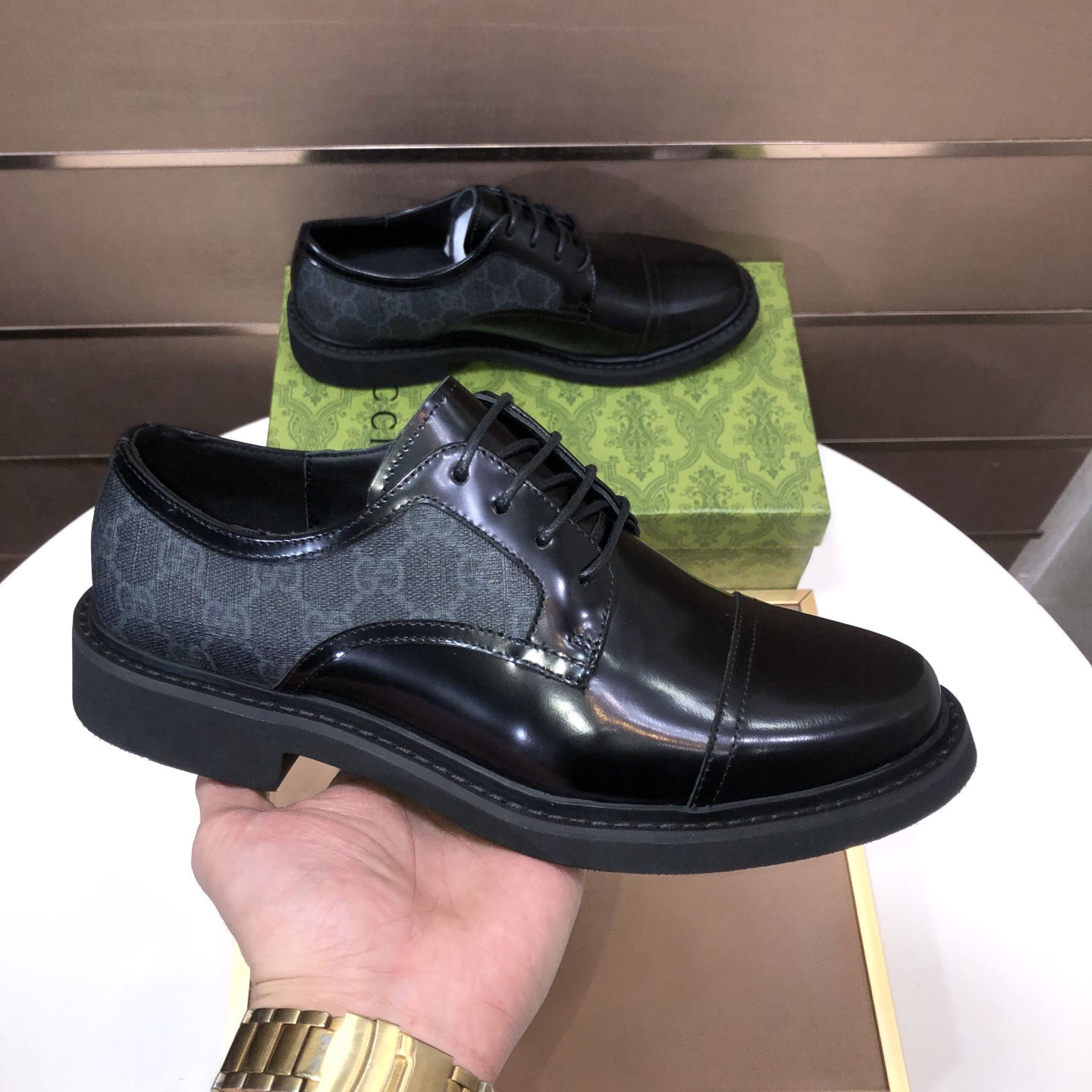 Gucci men's leather shoes-140