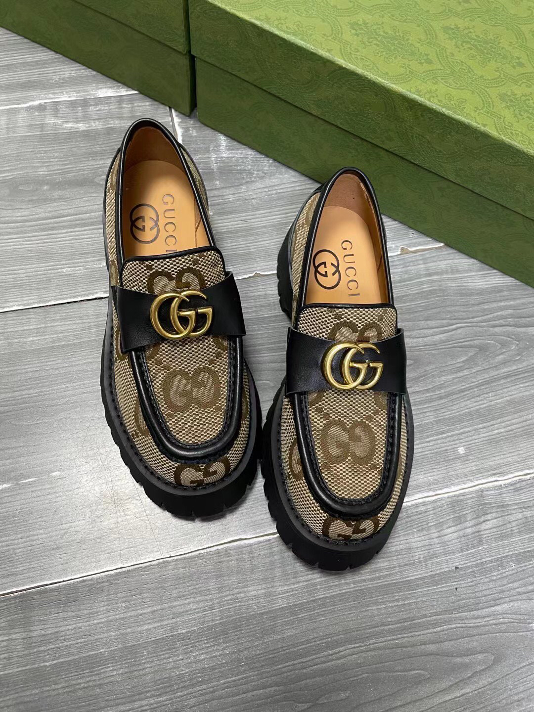 Gucci women's leather shoes-87