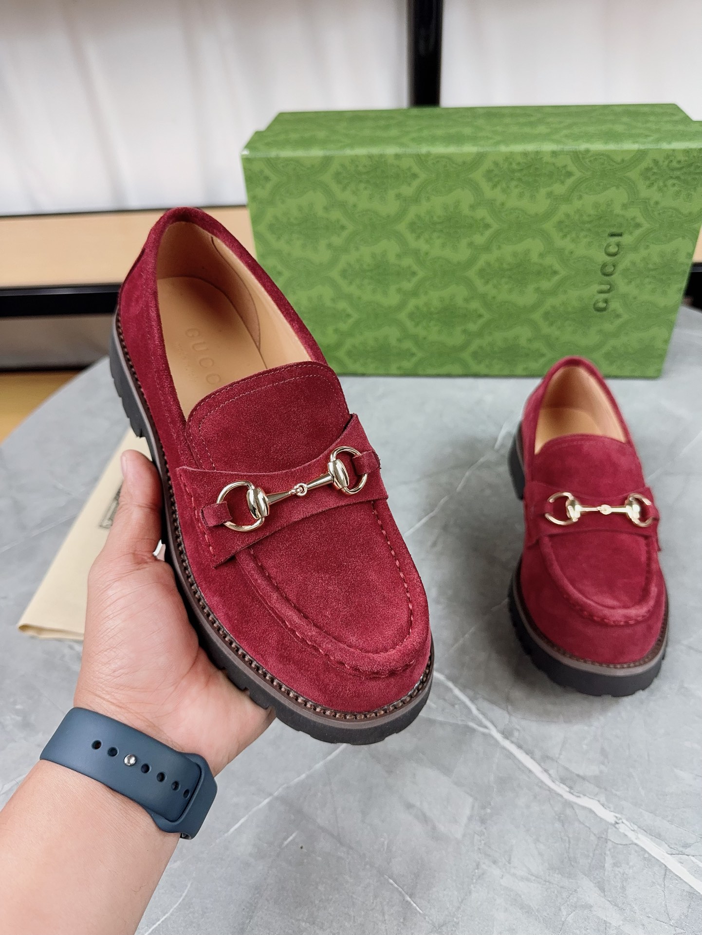 Gucci women's leather shoes-111