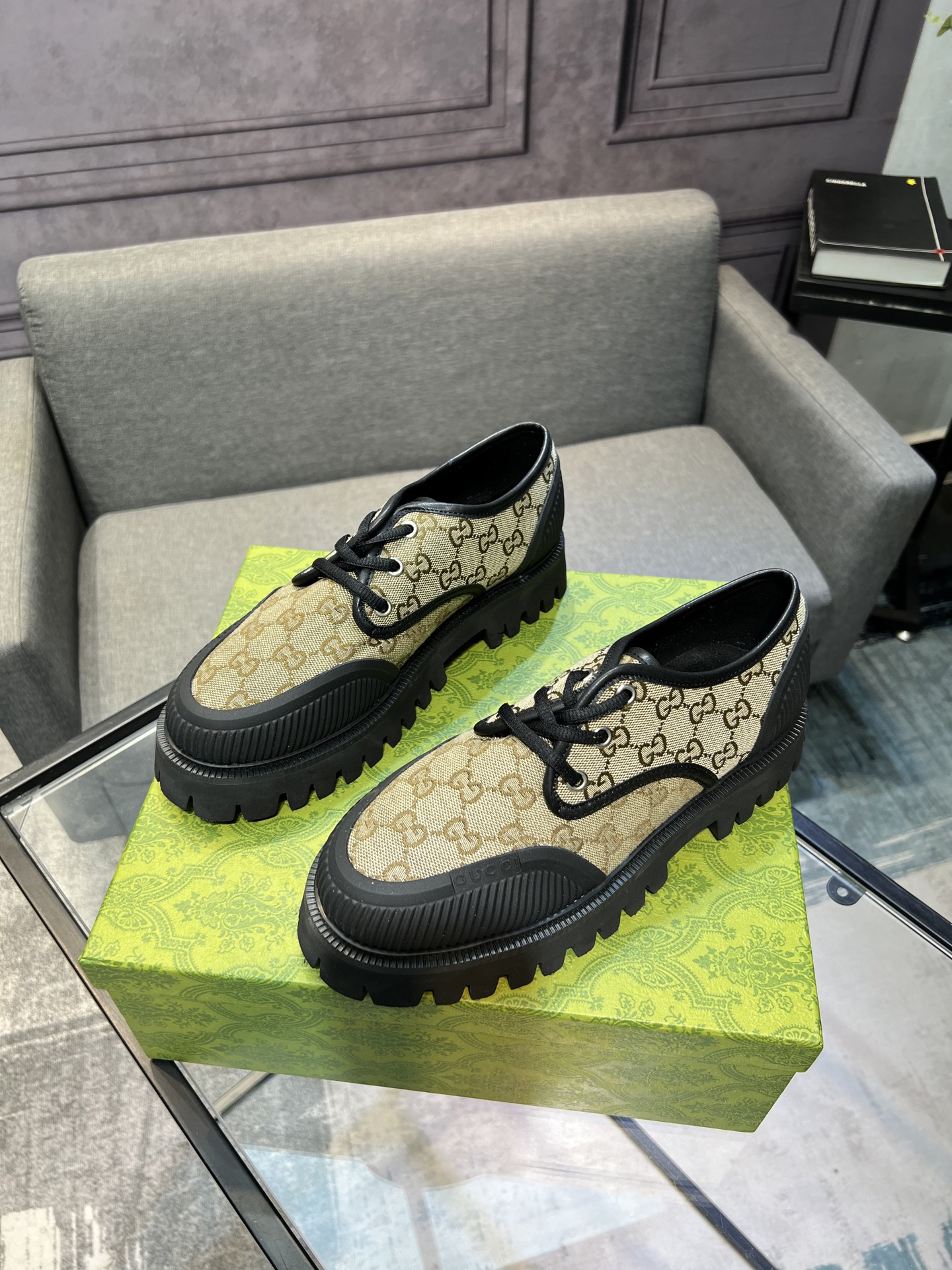 Gucci women's leather shoes-31