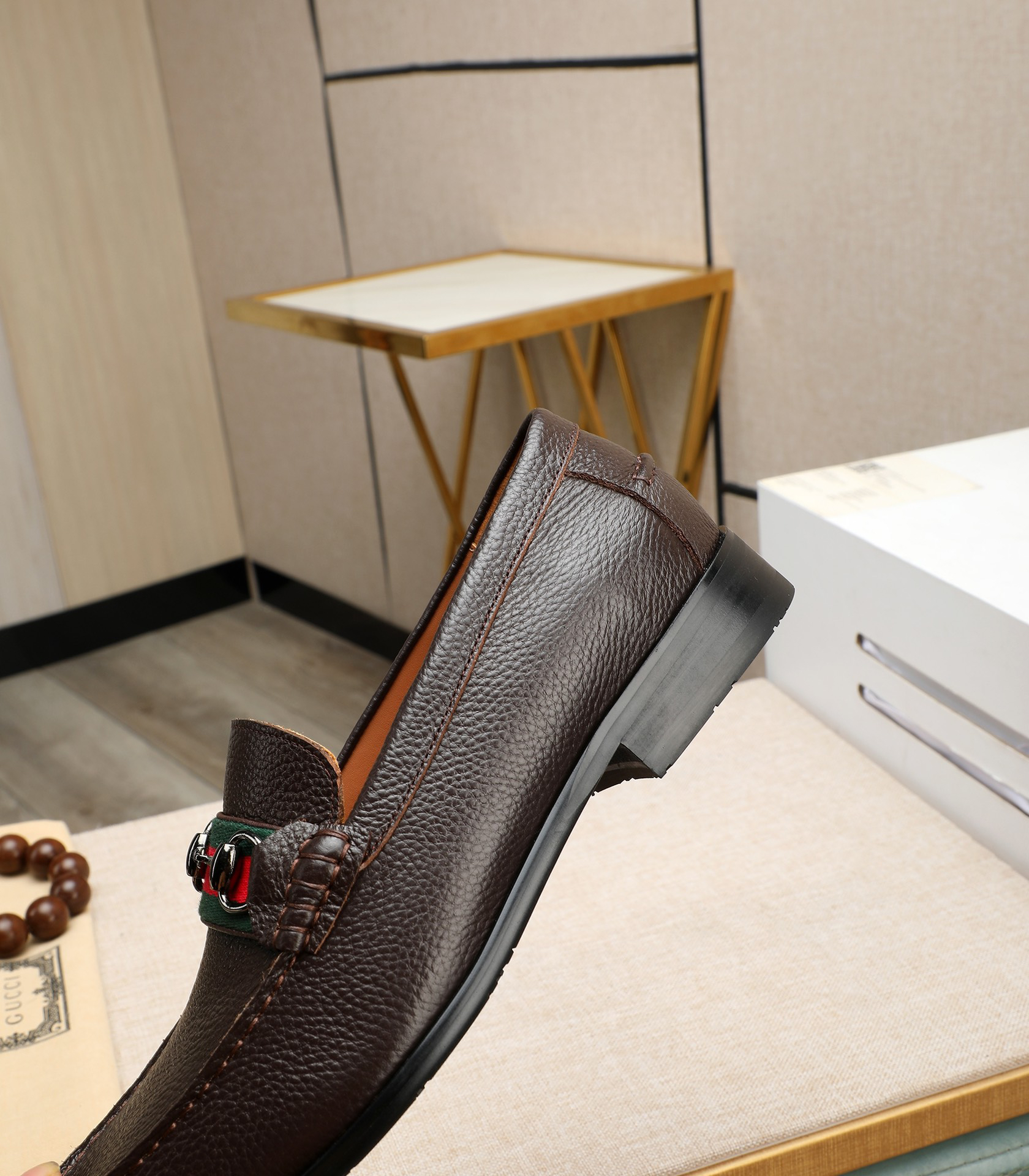 Gucci men's leather shoes-134