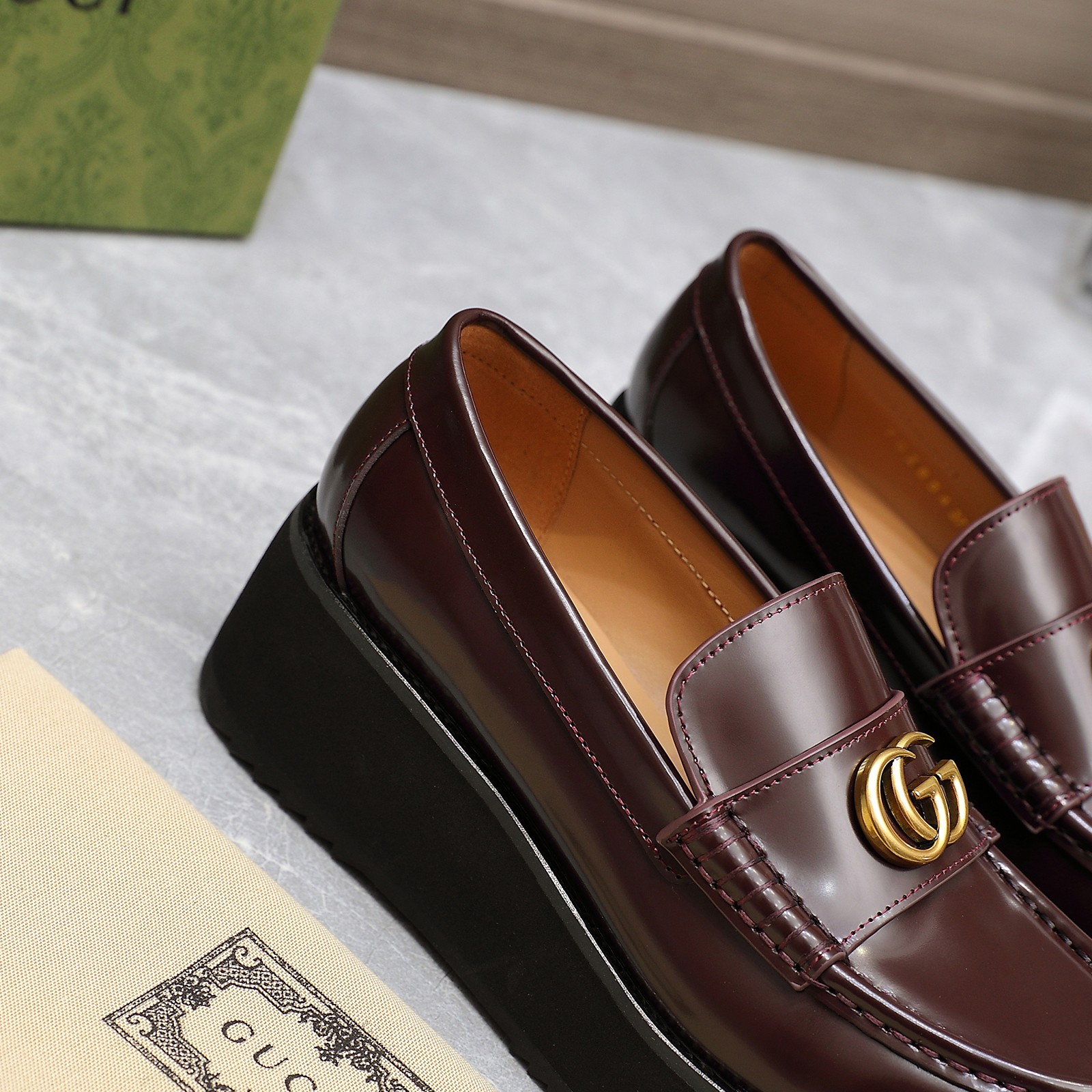 Gucci women's leather shoes-35