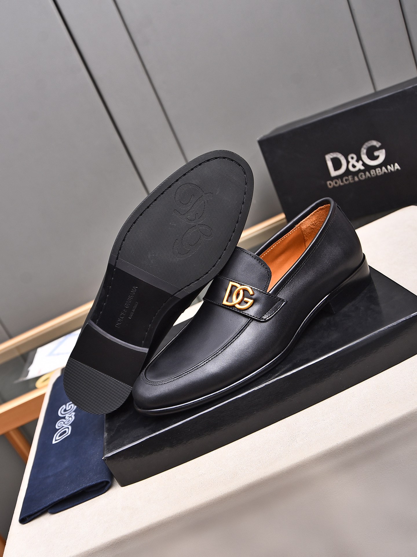 D&G men's leather shoes-14