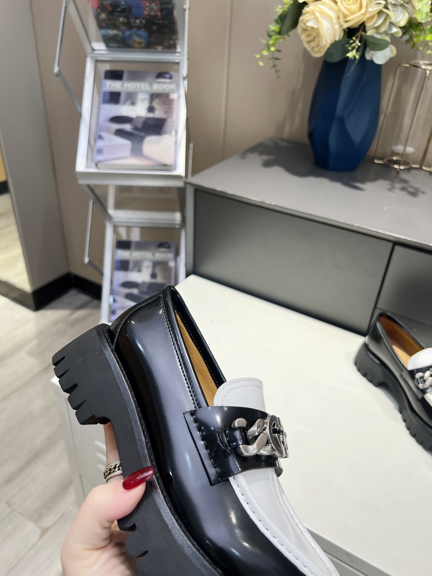 Gucci women's leather shoes-71