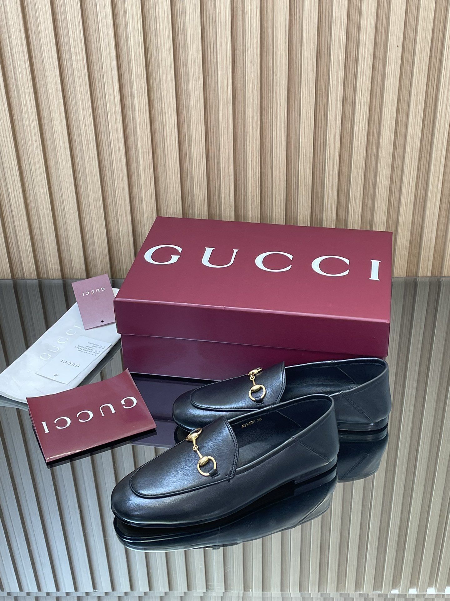 Gucci women's leather shoes-47