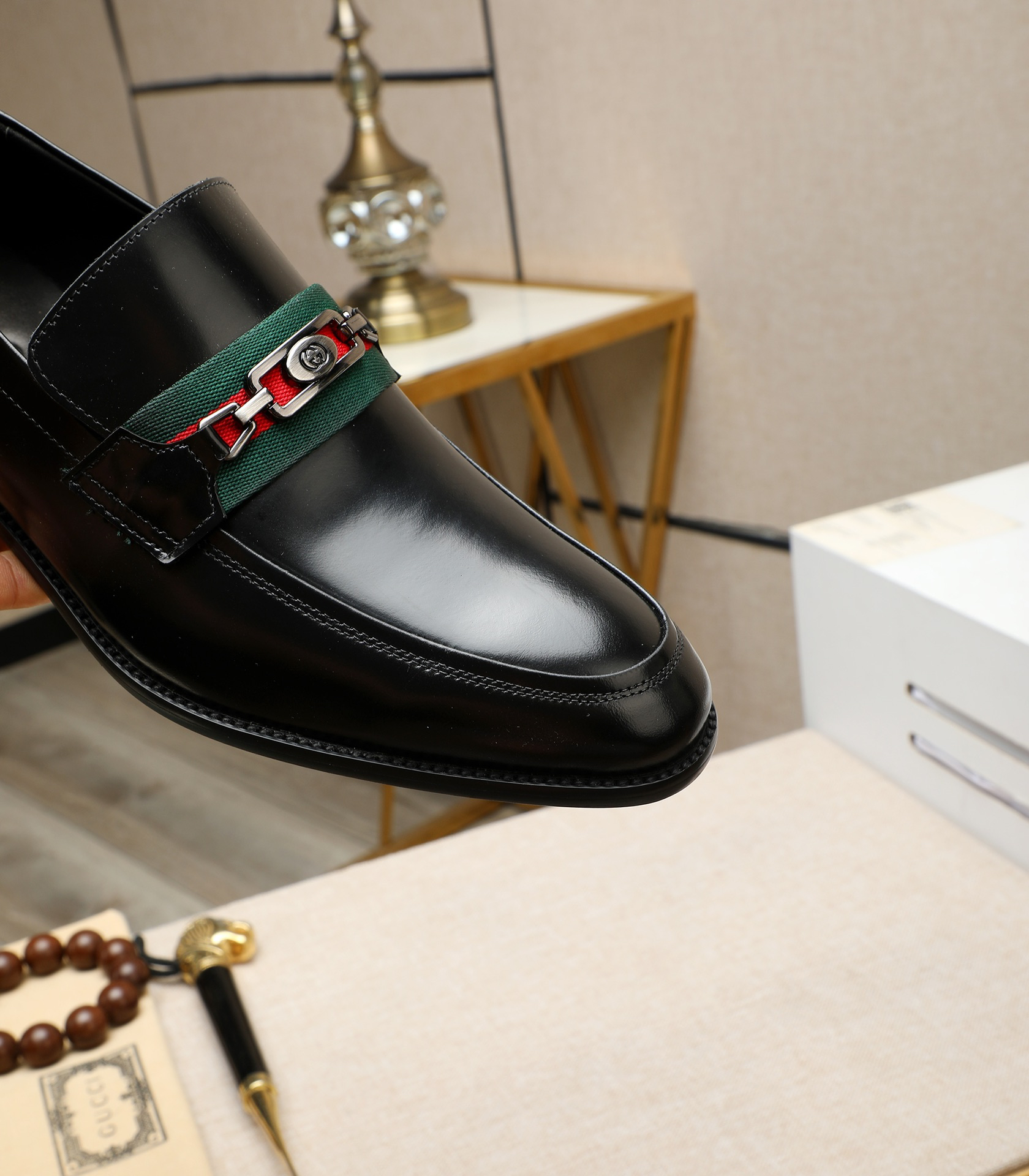 Gucci men's leather shoes-106