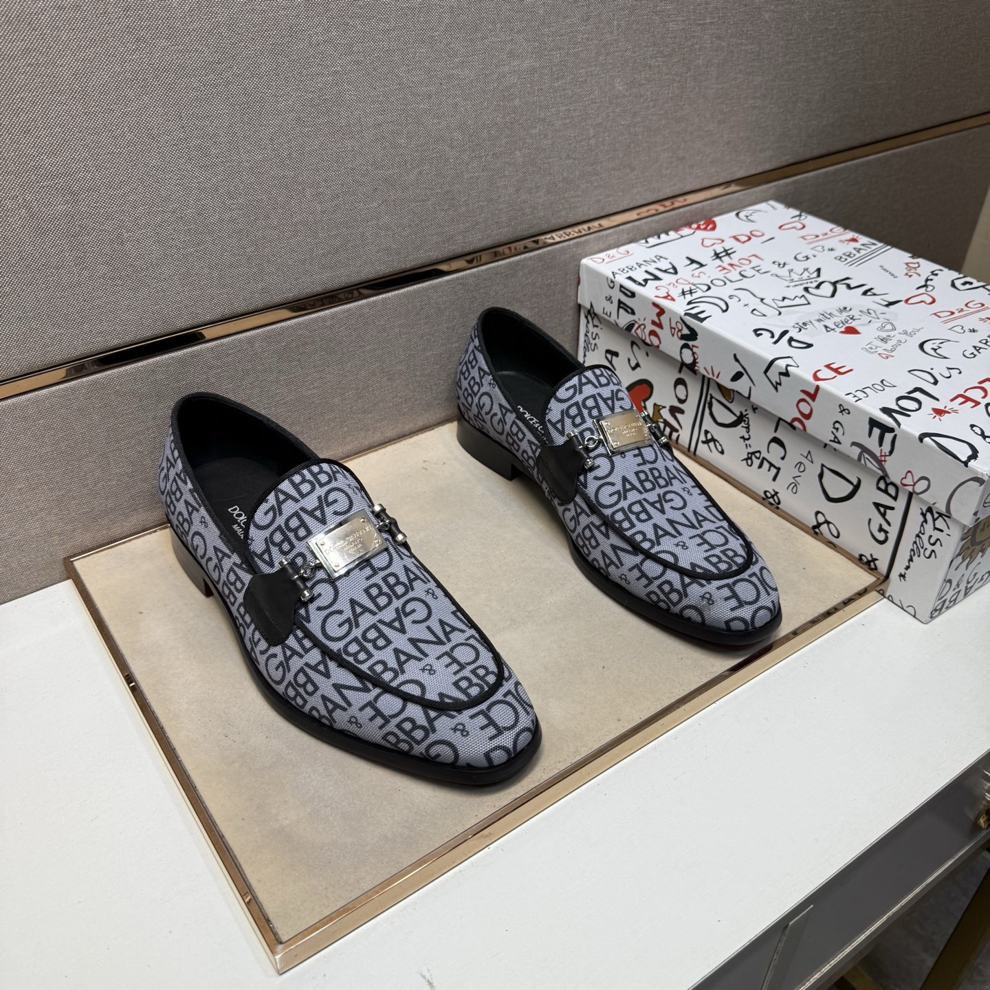 D&G men's leather shoes-108