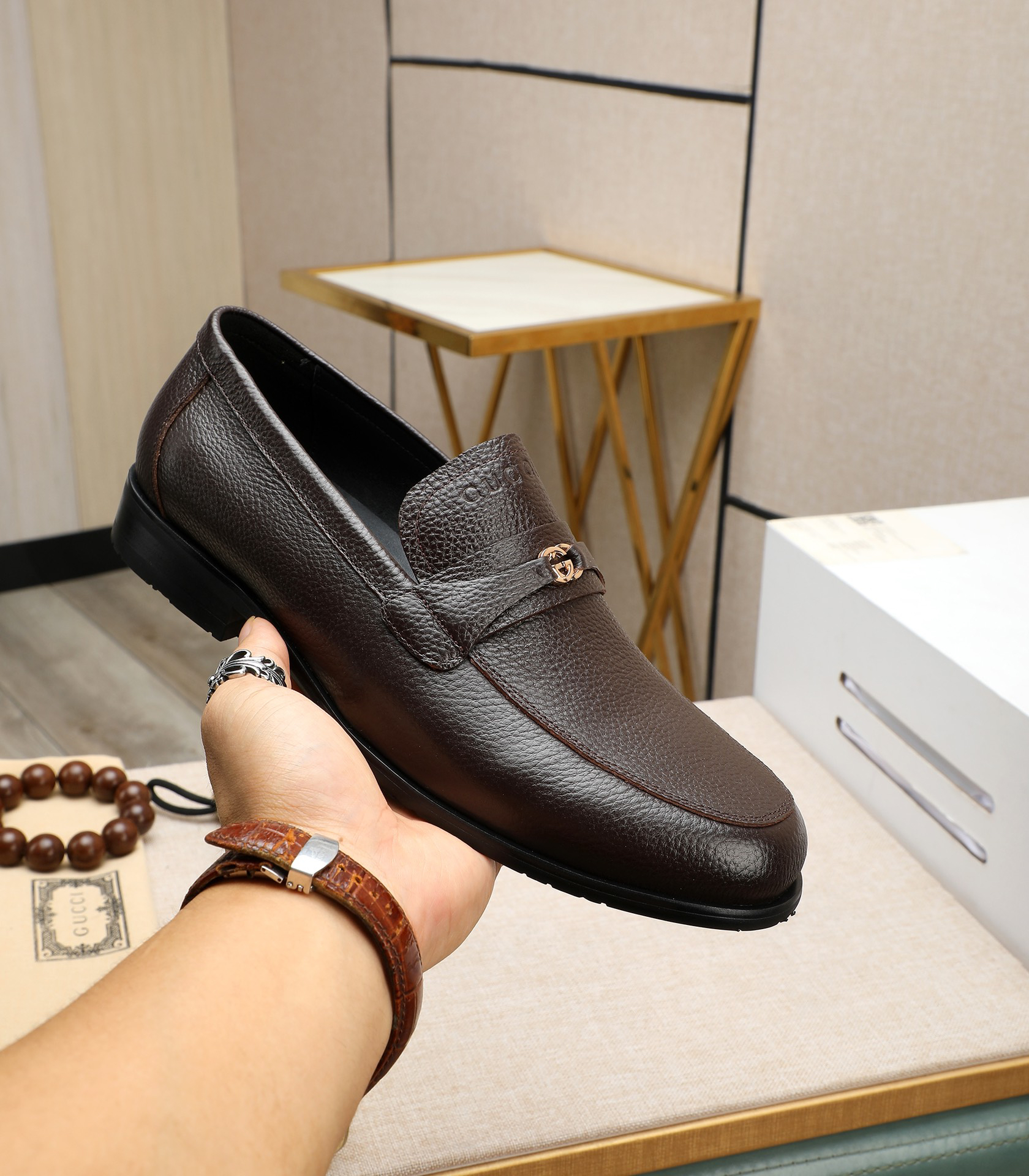 Gucci men's leather shoes-135